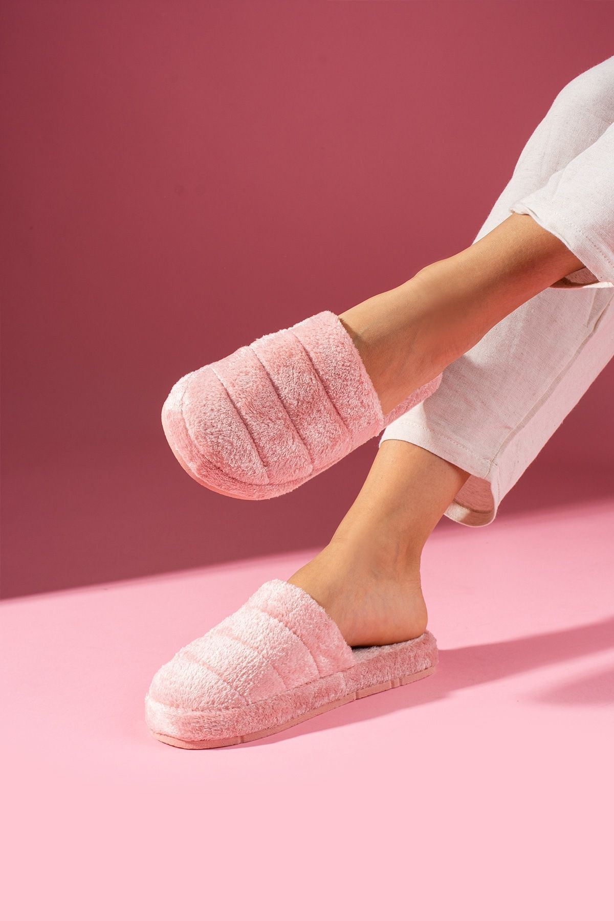 Bony Pudra Önü Kapalı Sarma Tabanlı Ev Terliği