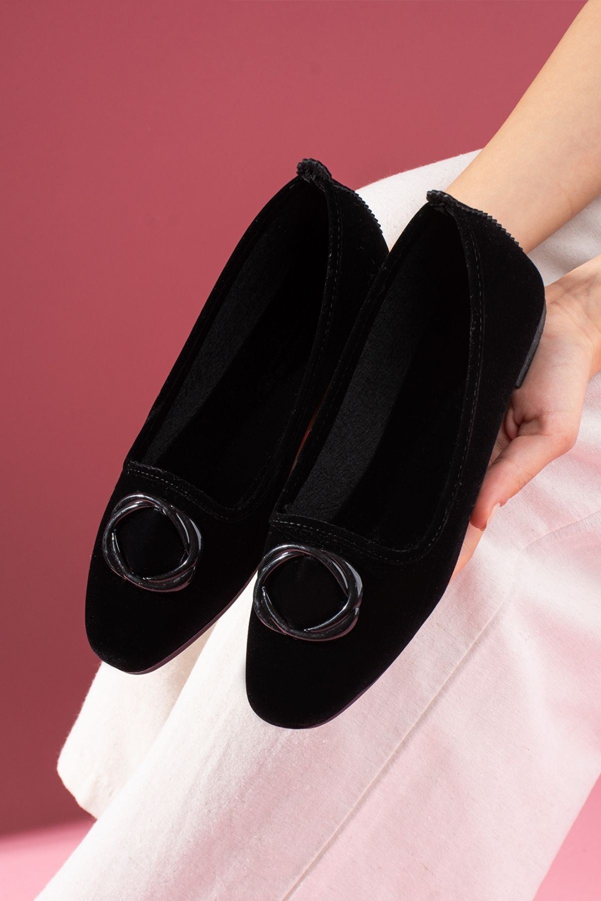 Livena Siyah Tokalı Kadife Dokulu Elegant Nişan Çeyiz Bohça Misafir Ev Babeti