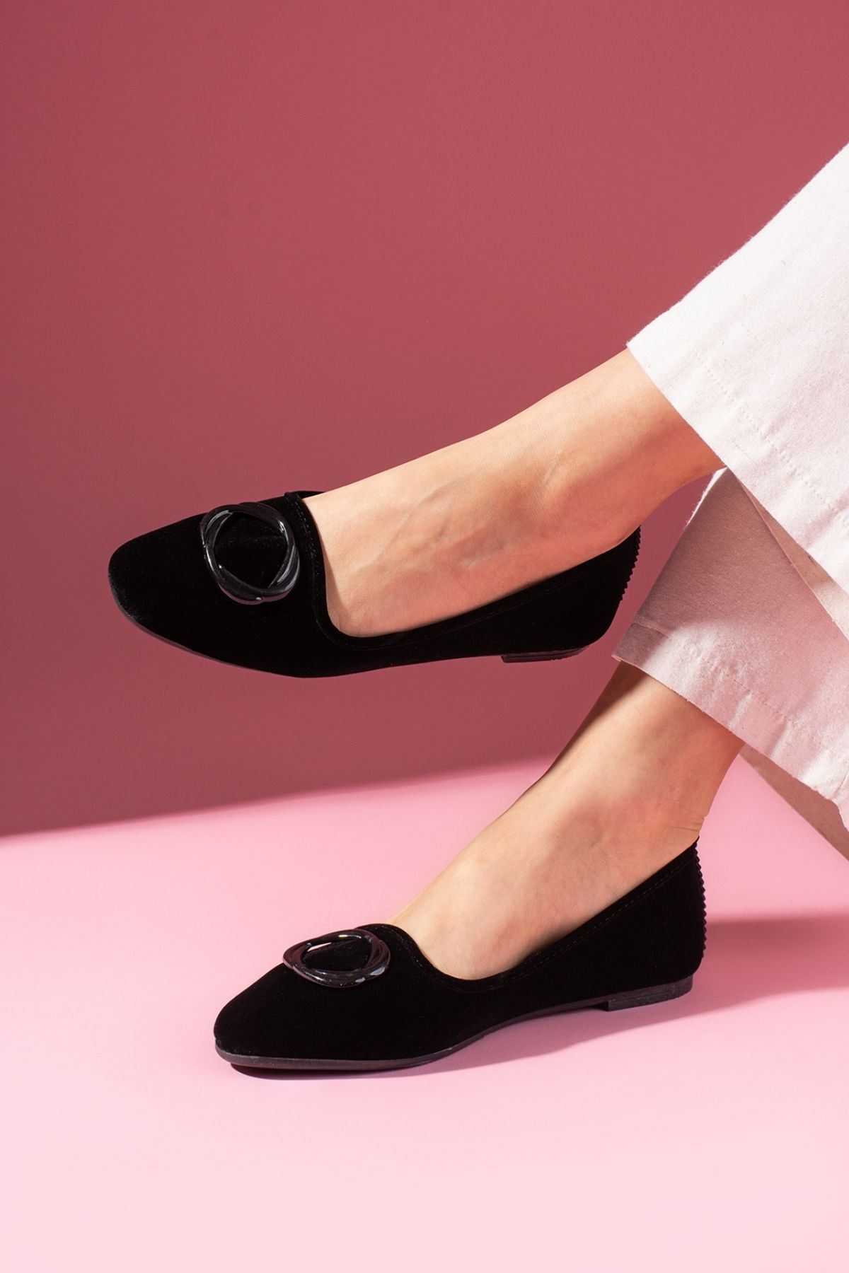 Livena Siyah Tokalı Kadife Dokulu Elegant Nişan Çeyiz Bohça Misafir Ev Babeti