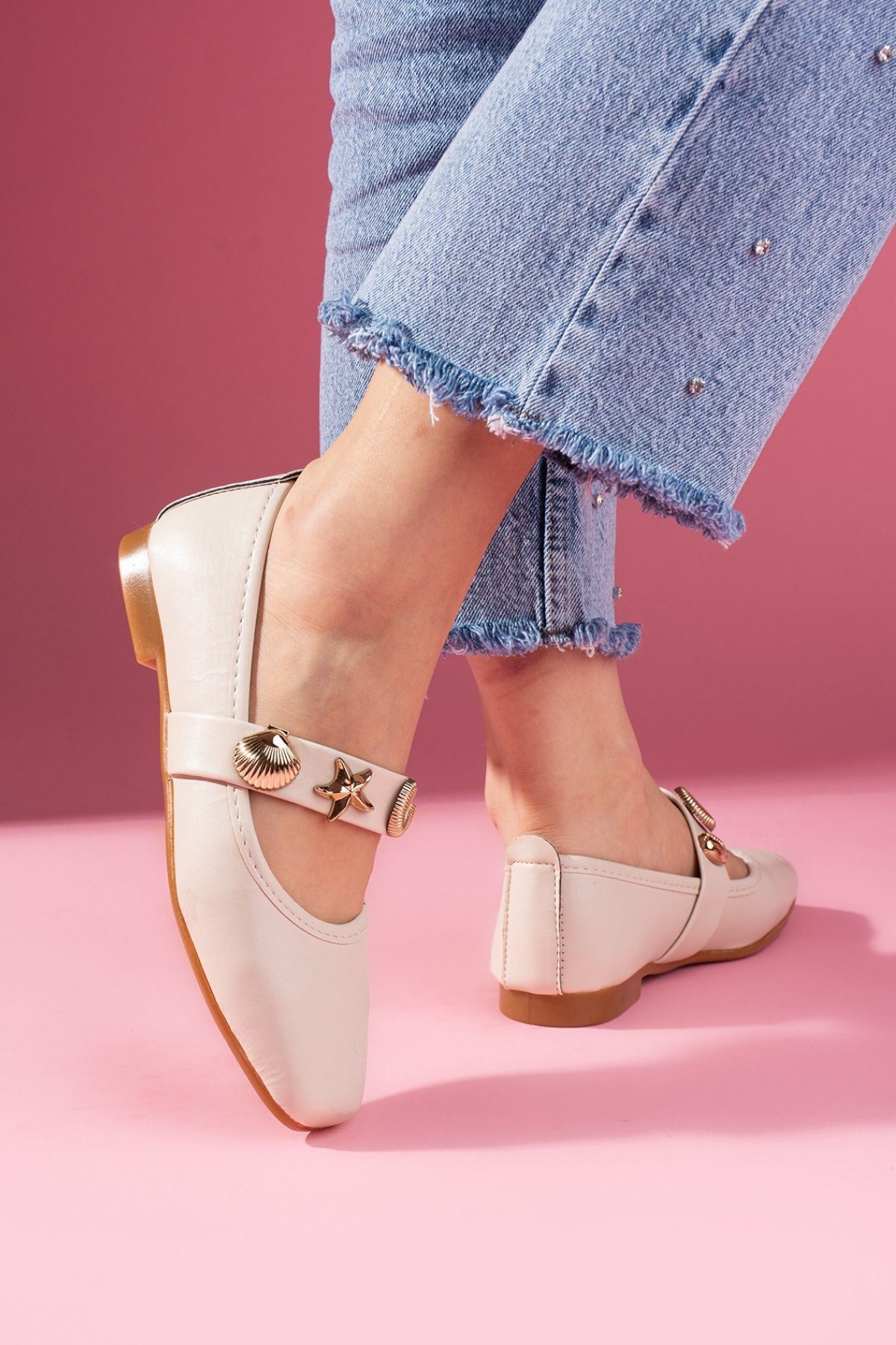 Marina Bej Cilt Deniz Kabuğu Yıldız Aksesuar Bantlı Babet