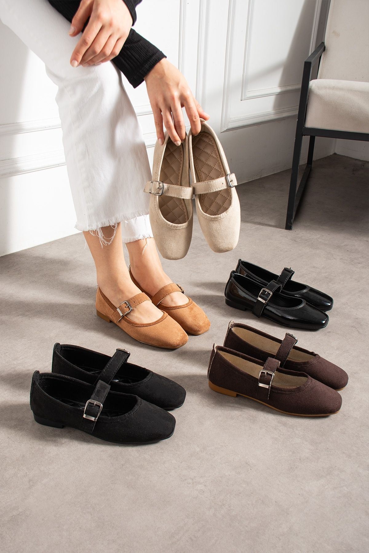 Lorena Taba Süet Gold Tokalı Kalın Bantlı Babet