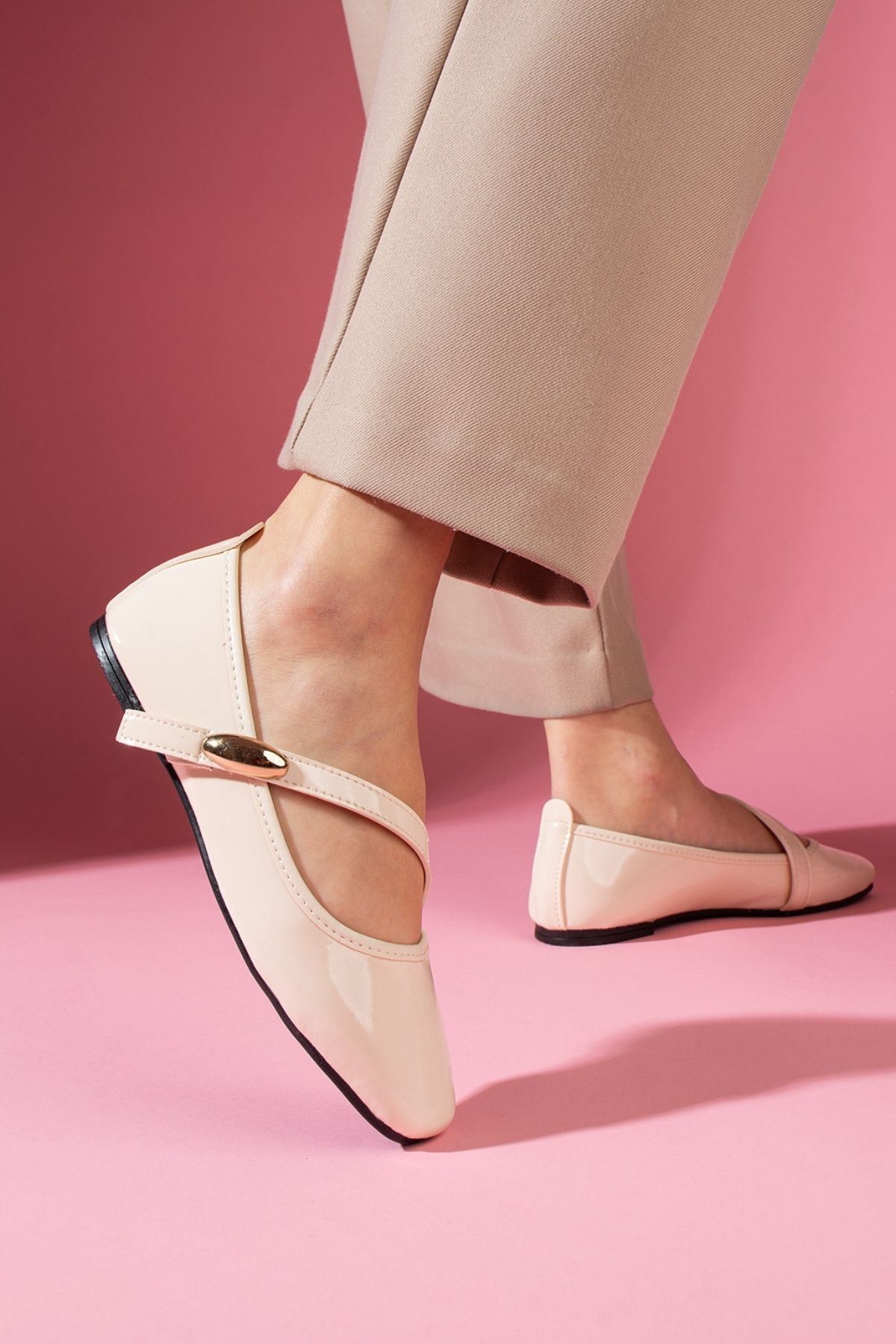 Olivia Bej Rugan Gold Damla Aksesuarlı İnce Bantlı Babet