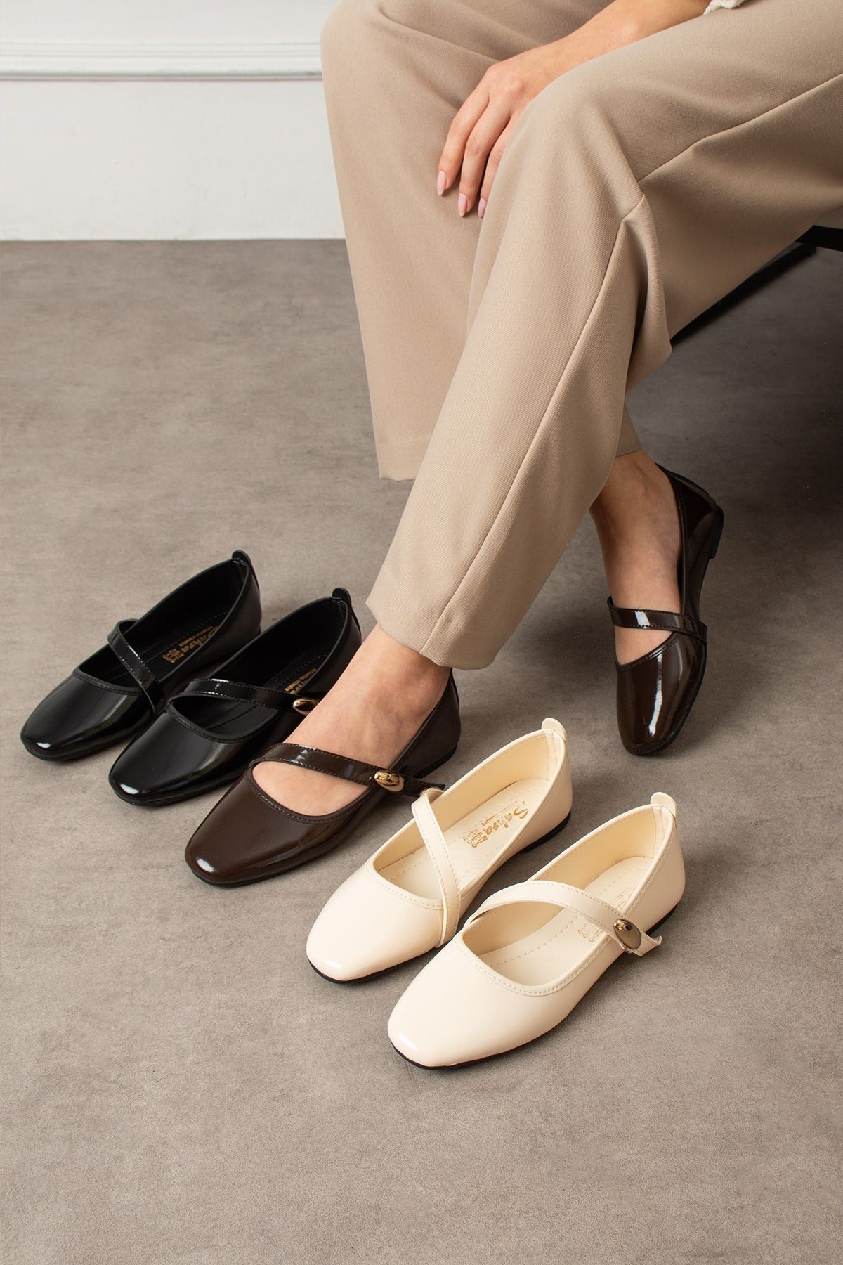 Olivia Bej Rugan Gold Damla Aksesuarlı İnce Bantlı Babet