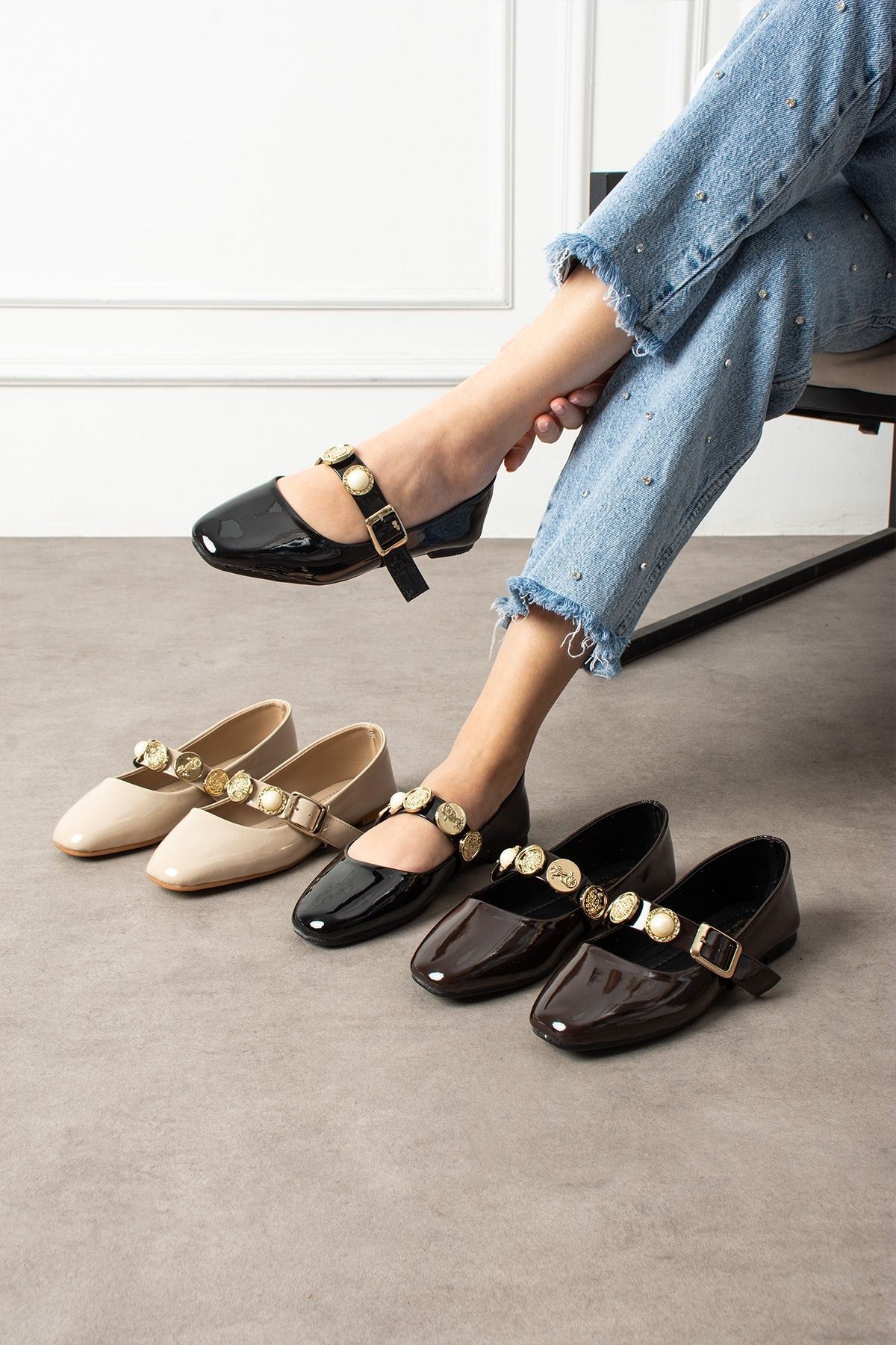 Colette Kahverengi Rugan Gold Tokalı İnci ve Mühür Aksesuar Bantlı Babet