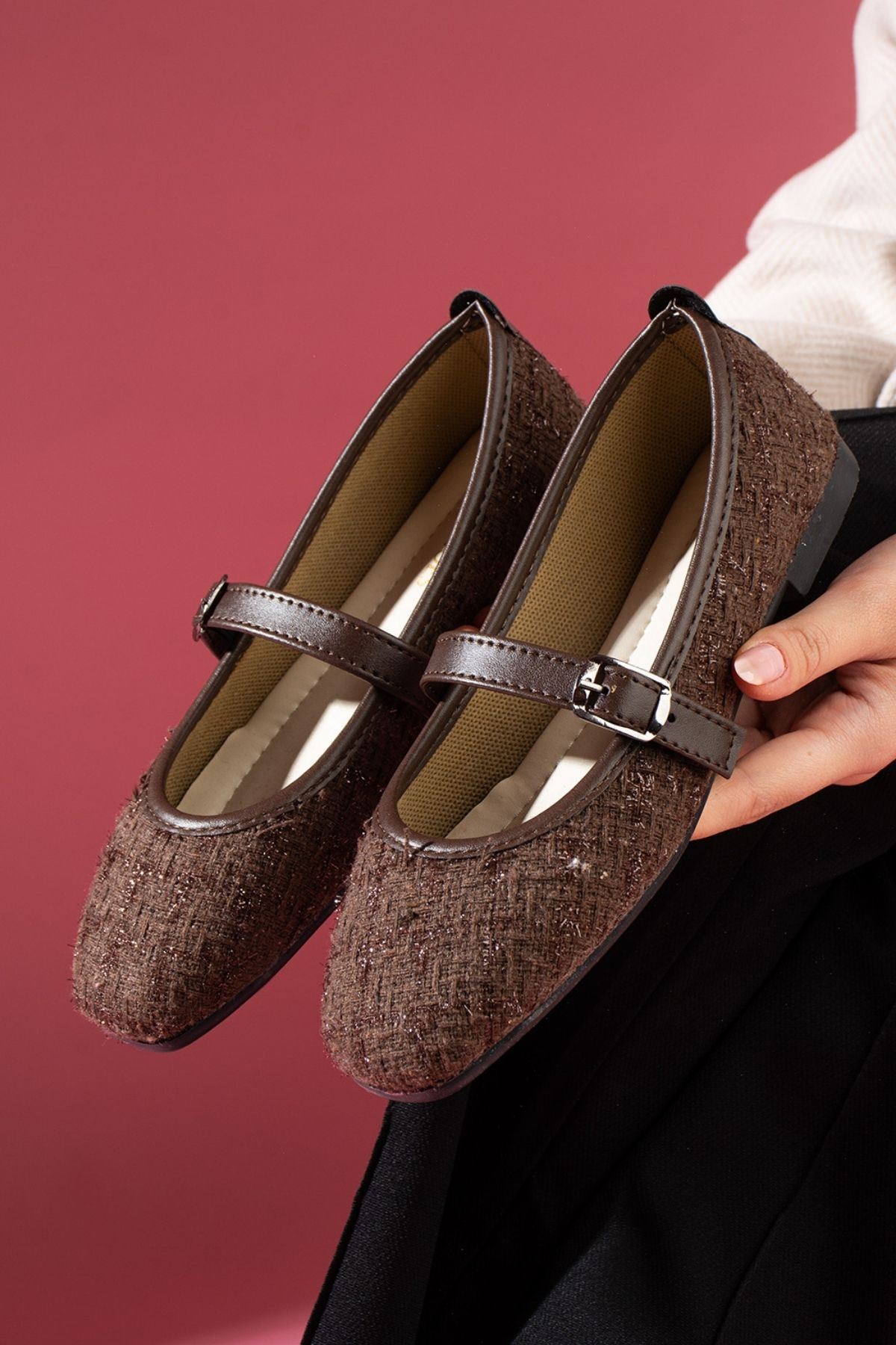 Camelia Kahverengi Simli Kumaş Nikel Tokalı Kemer Bantlı Babet