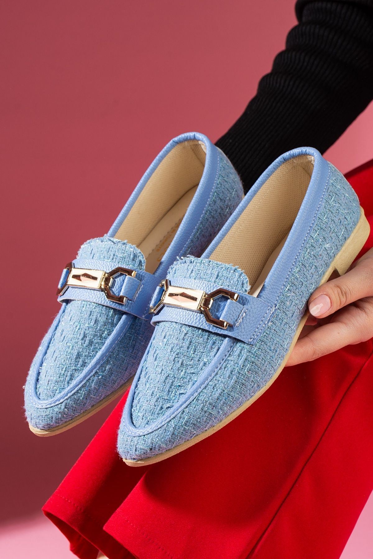 Cassia Bebe Mavisi Simli Kumaş Gold Zincir Aksesuarlı Loafer Babet