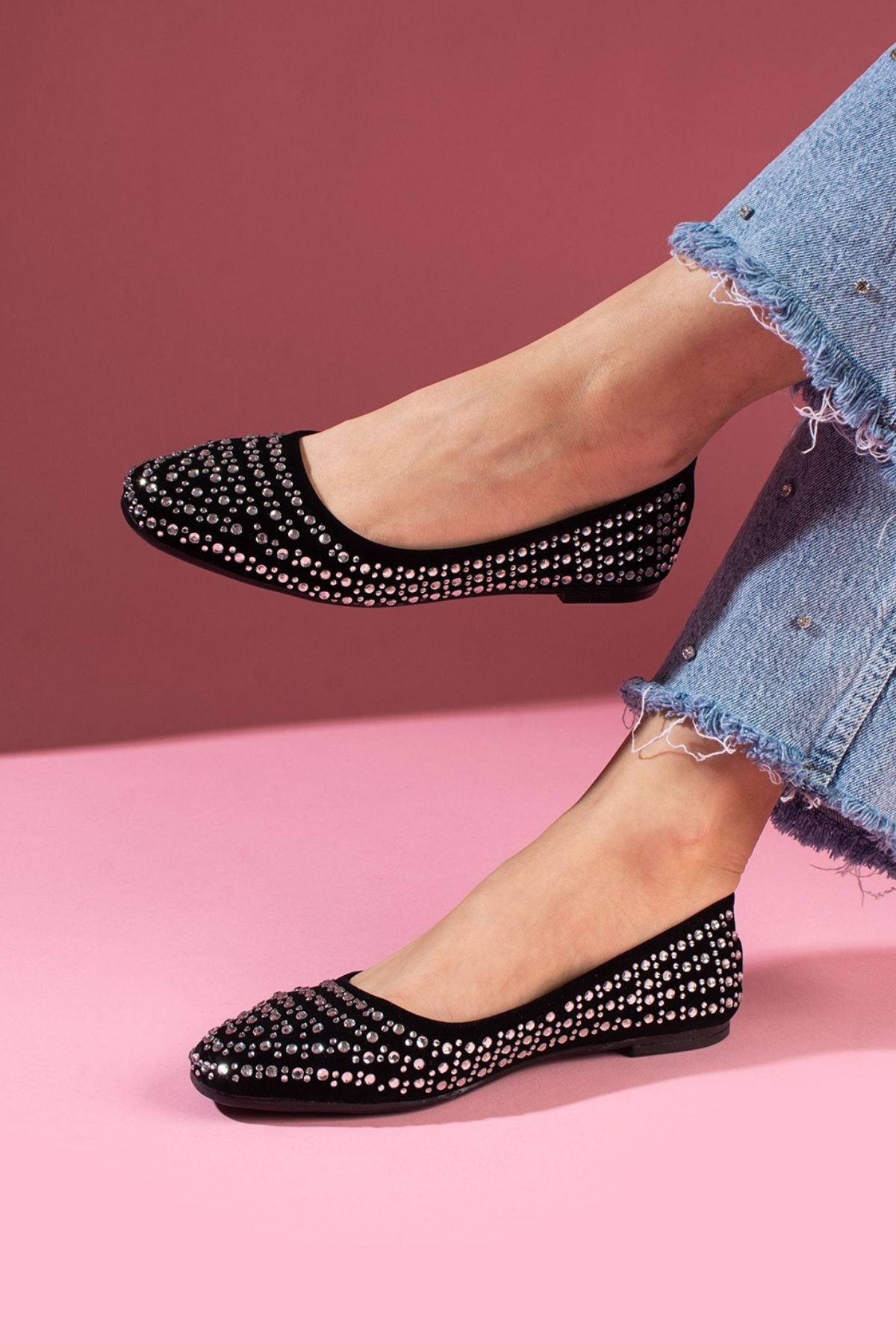 Clarice Siyah Süet Kristal Taş İşlemeli Babet