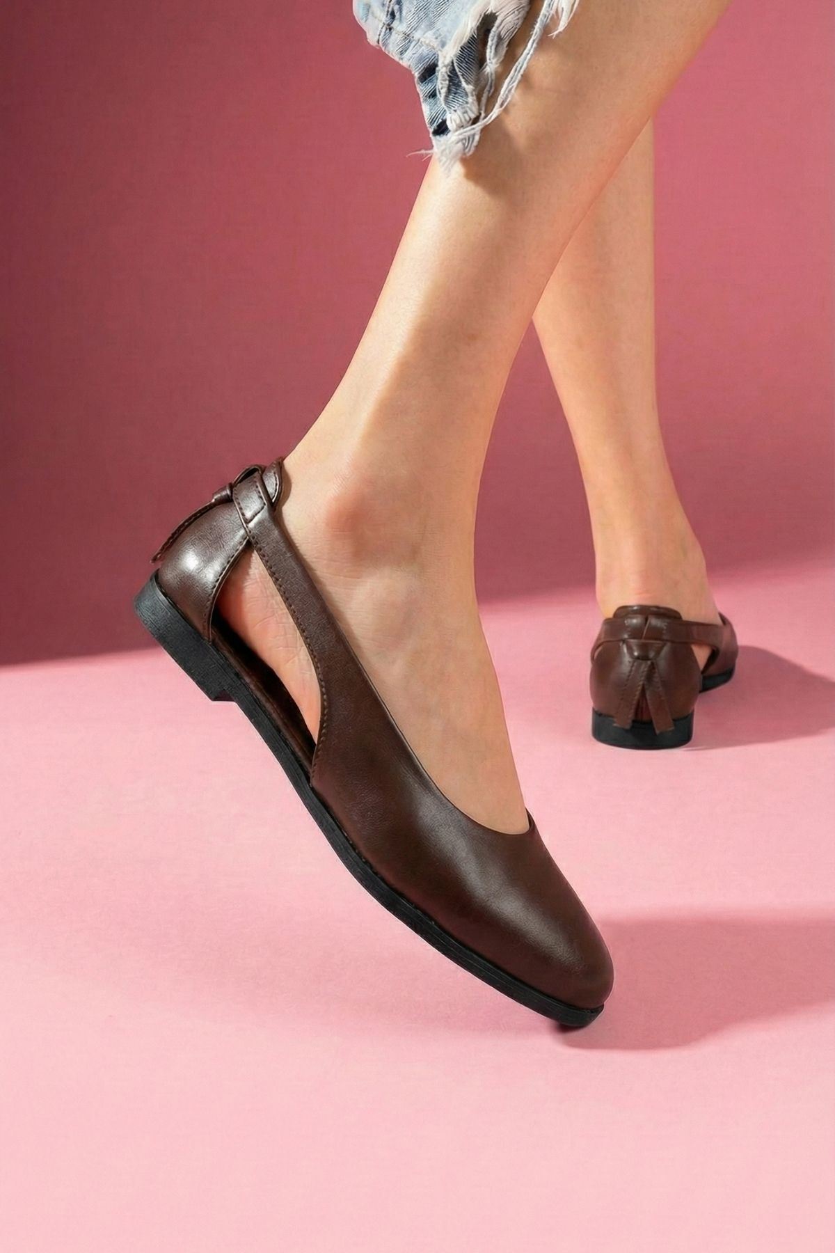 Sibon Kahverengi Cilt  Yanı Açık Arkası Fiyonk Detaylı Babet