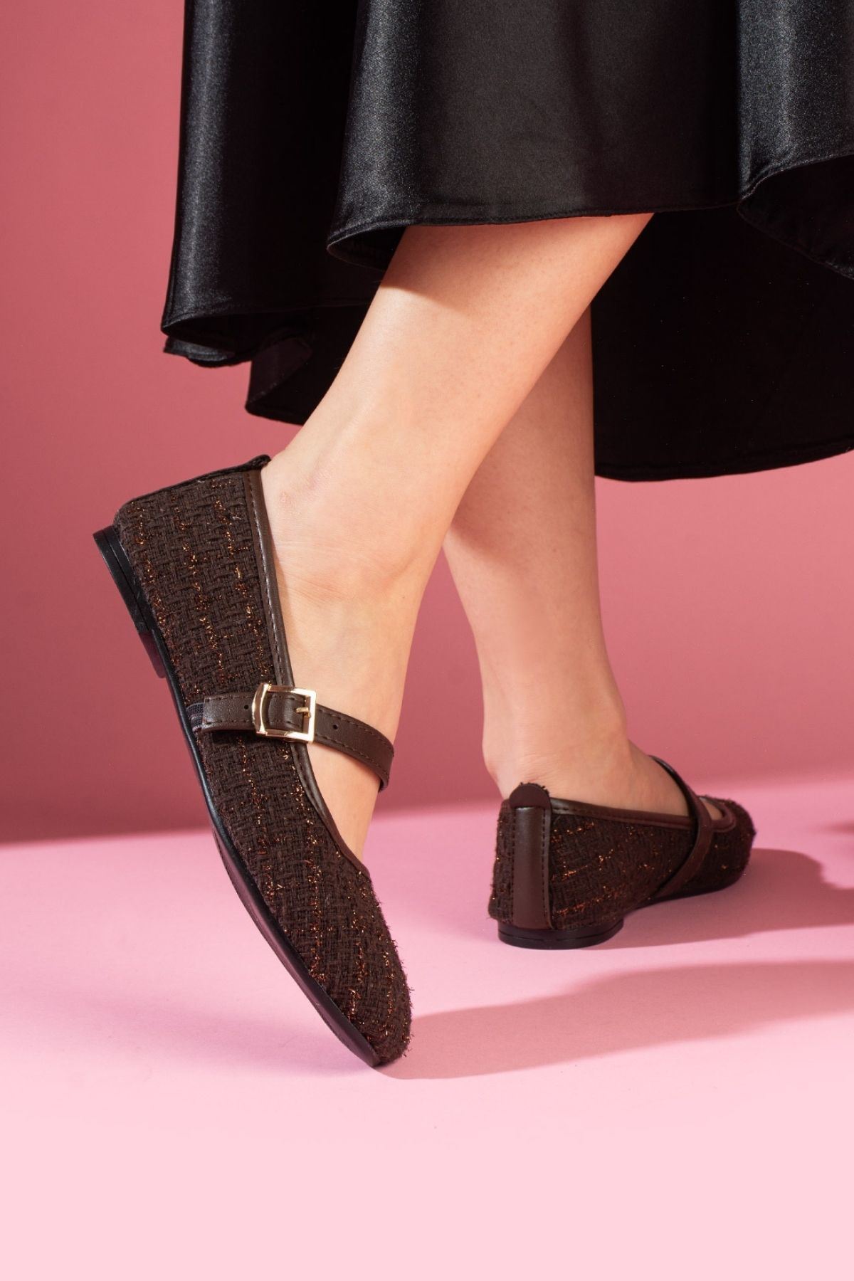 Minerva Kahverengi Simli Kumaş Gold Tokalı Kemer Bantlı Babet