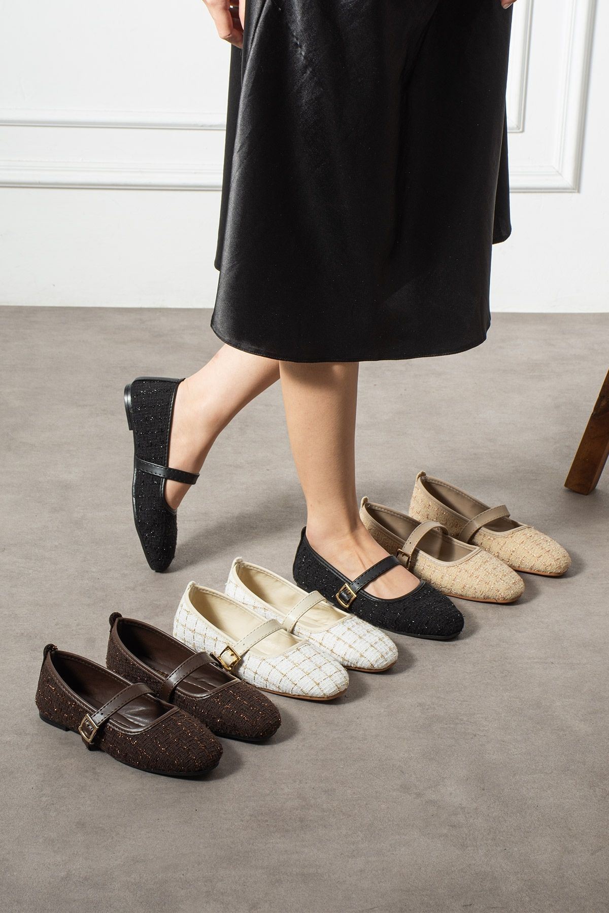 Minerva Bej Simli Kumaş Gold Tokalı Kemer Bantlı Babet