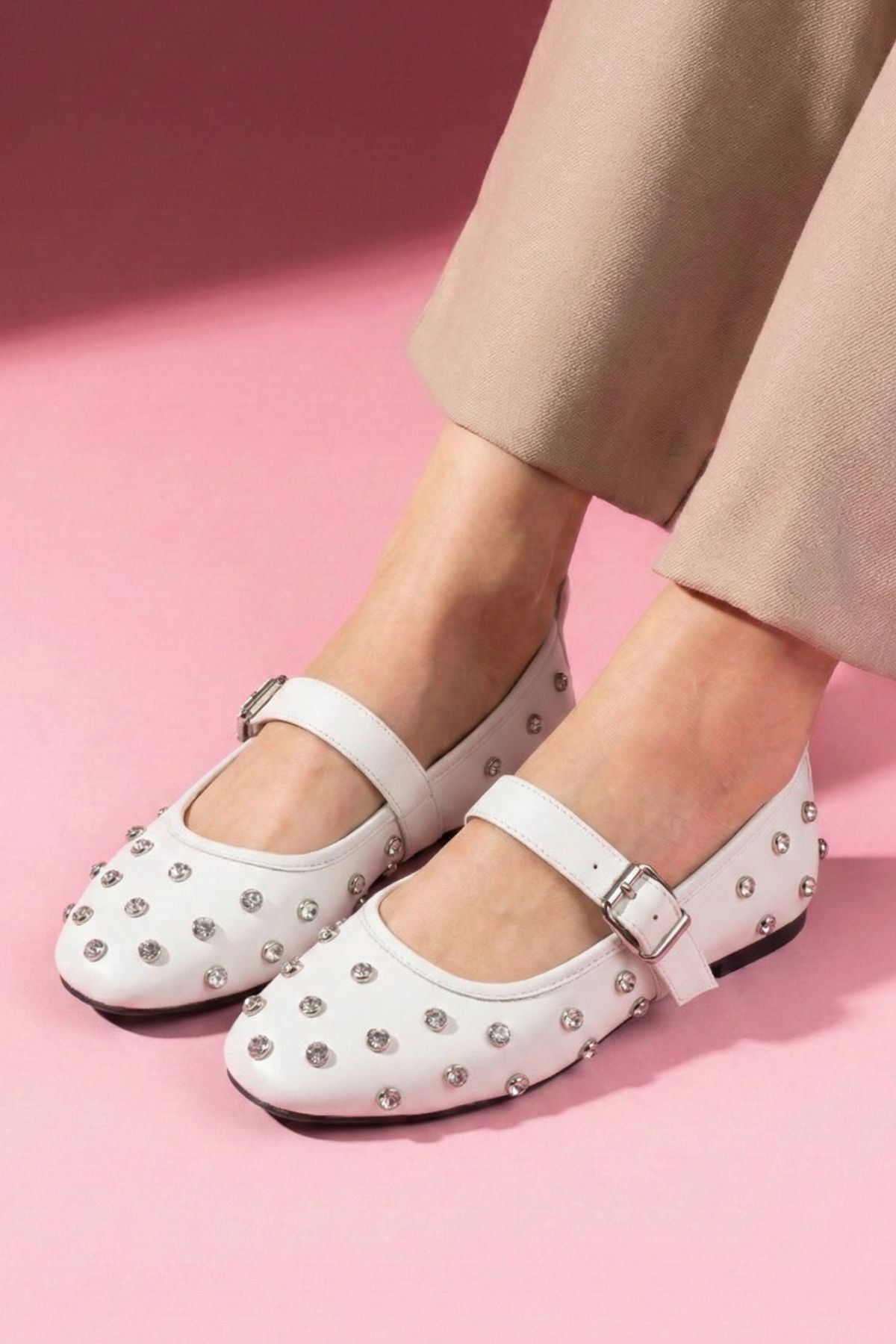 Argent Beyaz Cilt Kristal Zımba Taşlı Kemerli Premium Babet