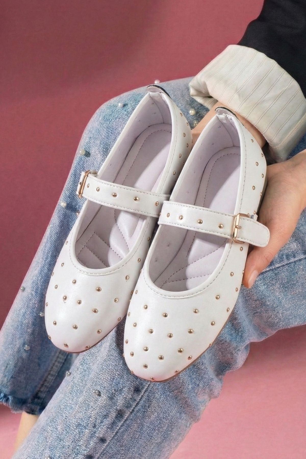 Kroma Beyaz Cilt Metal Mini Troklu Kemerli Premium Babet