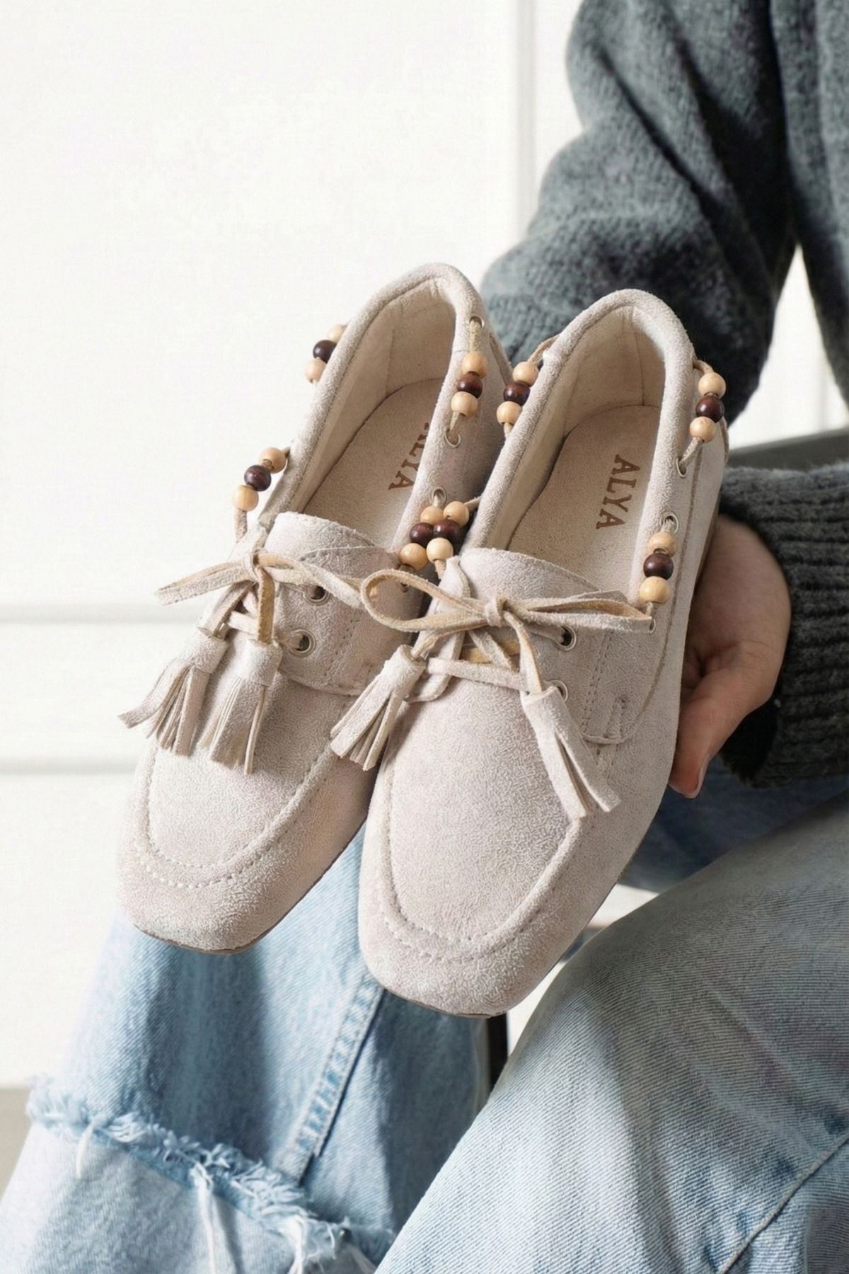 Tessora Bej Süet Boncuk Detaylı Püsküllü Bağcıklı Loafer Babet Günlük Ayakkabı