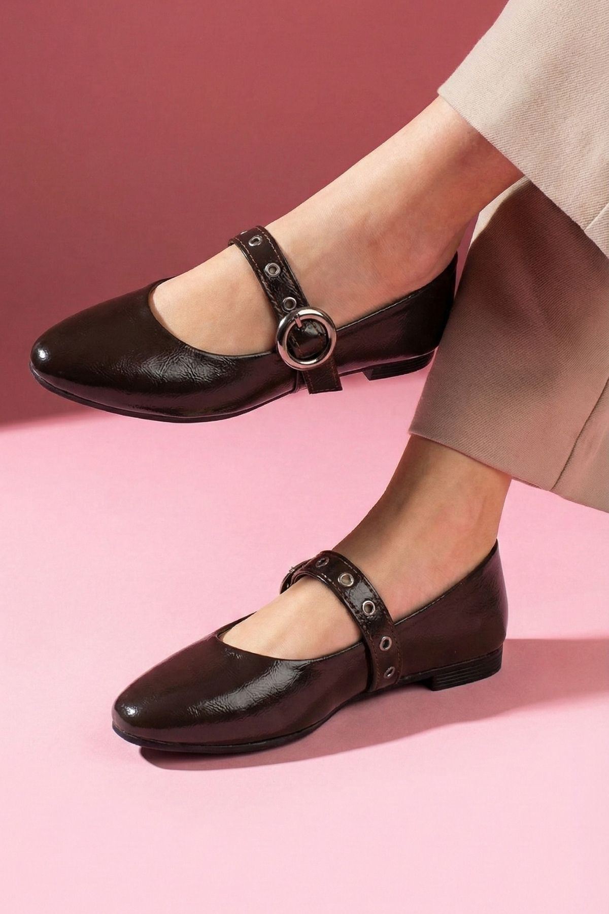 Allegra Kahverengi Cilt Nikel Halka Tokalı Kemer Bantlı Babet