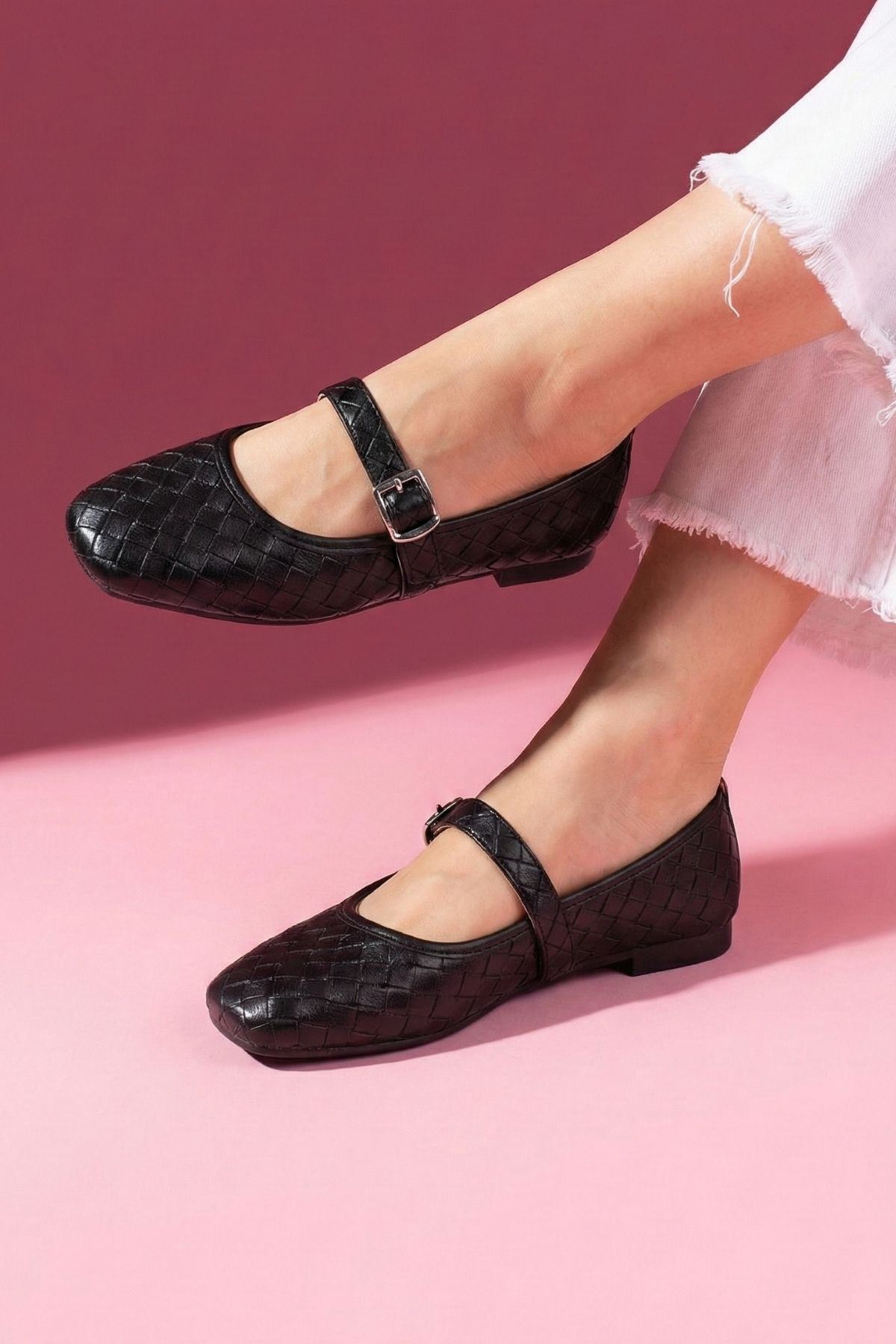 Toledo Siyah Cilt Örgü Dokulu Nikel Tokalı Kemer Bantlı Babet