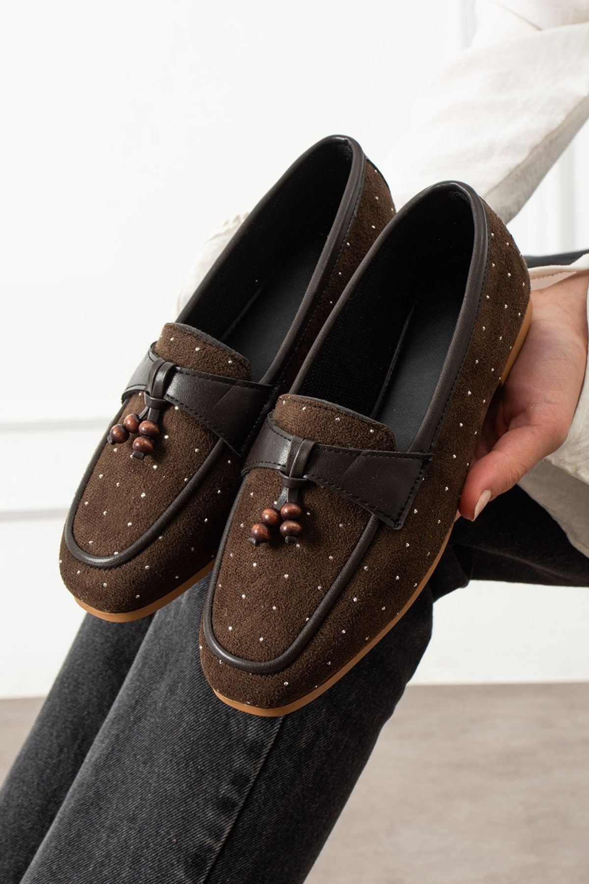 Padova Kahverengi Mini Taşlı Püsküllü Ahşap Boncuk Detaylı Loafer Babet Günlük Ayakkabı