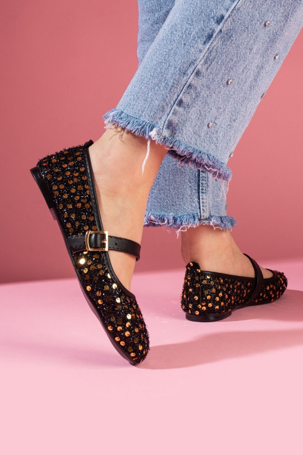 Aurora Siyah Altın Pullu Payetli Gold Tokalı Tek Bant Babet