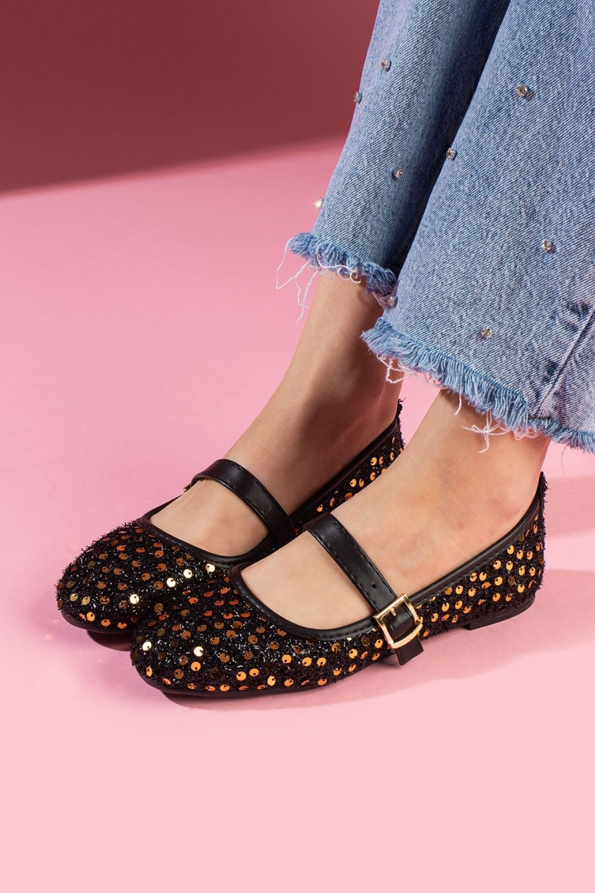 Aurora Siyah Altın Pullu Payetli Gold Tokalı Tek Bant Babet