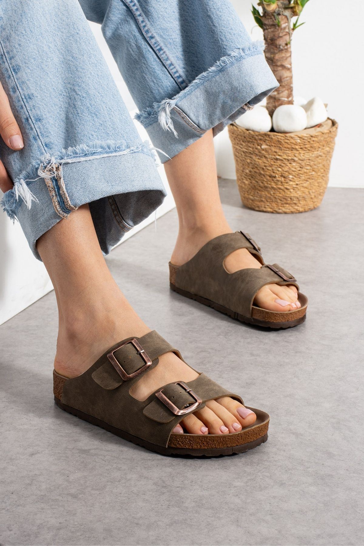 Arona Vizon Nubuk Çift Bantlı Ortopedik Mantar Taban Premium Terlik