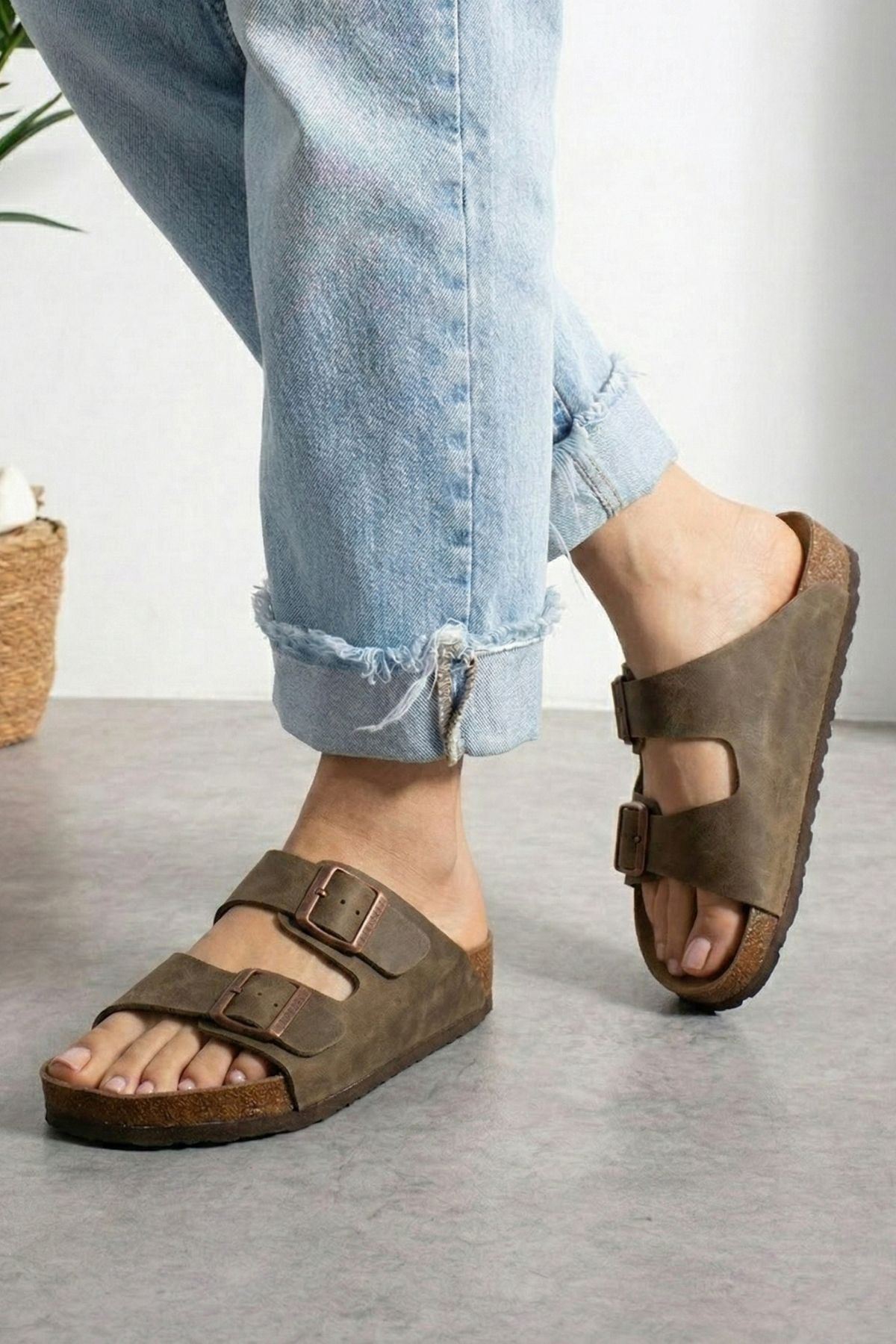 Arona Vizon Nubuk Çift Bantlı Ortopedik Mantar Taban Premium Terlik