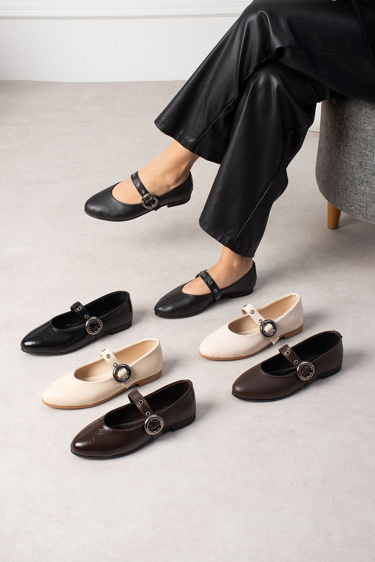 Allegra Bej Cilt Nikel Halka Tokalı Kemer Bantlı Babet