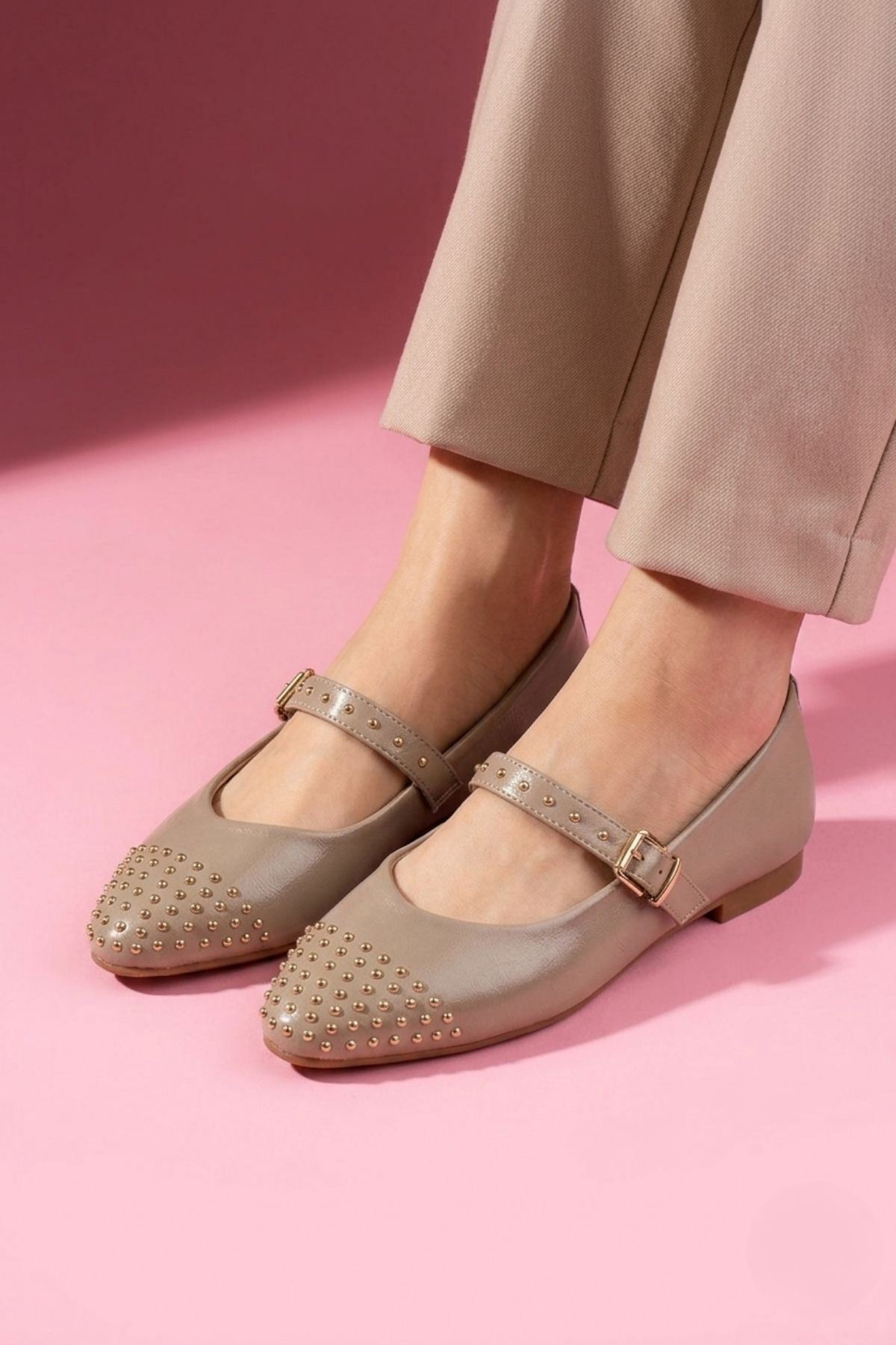 Rivoli Vizon Kırışık Rugan Metal Mini Troklu Kemer Bantlı Sivri Kalıp Premium Babet