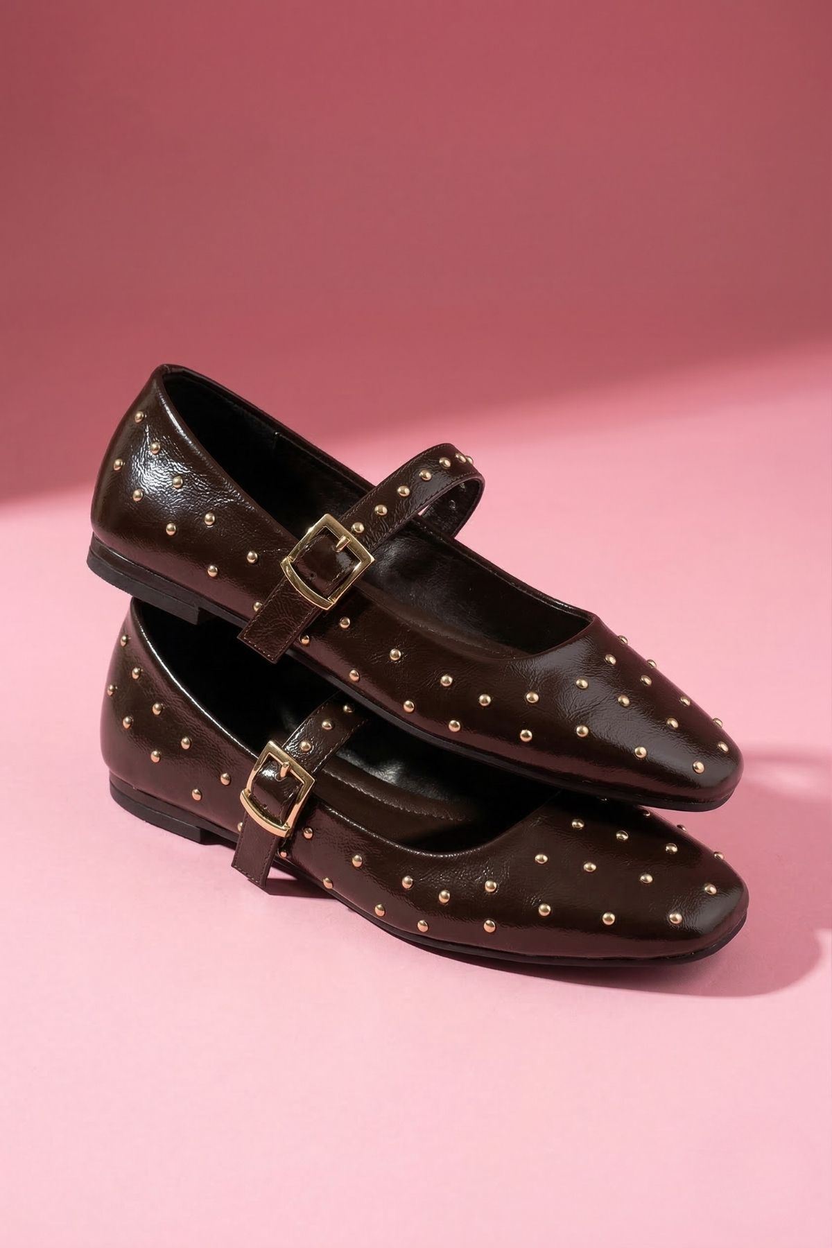 Vittoria Kahverengi Cilt Metal Mini Troklu Gold Tokalı Tek Bant Babet