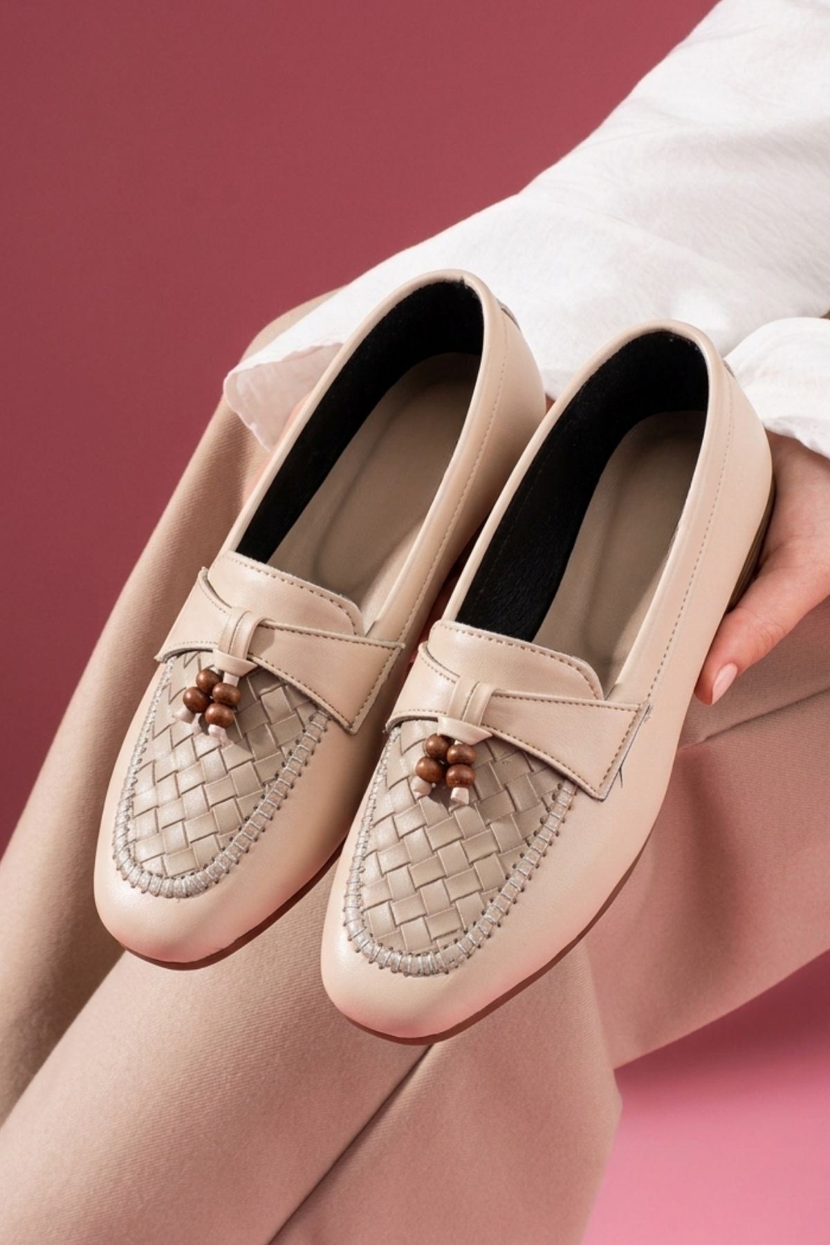 Novera Bej Örgü Dikiş Saraçlı Boncuk Püsküllü Loafer Babet Günlük Ayakkabı 