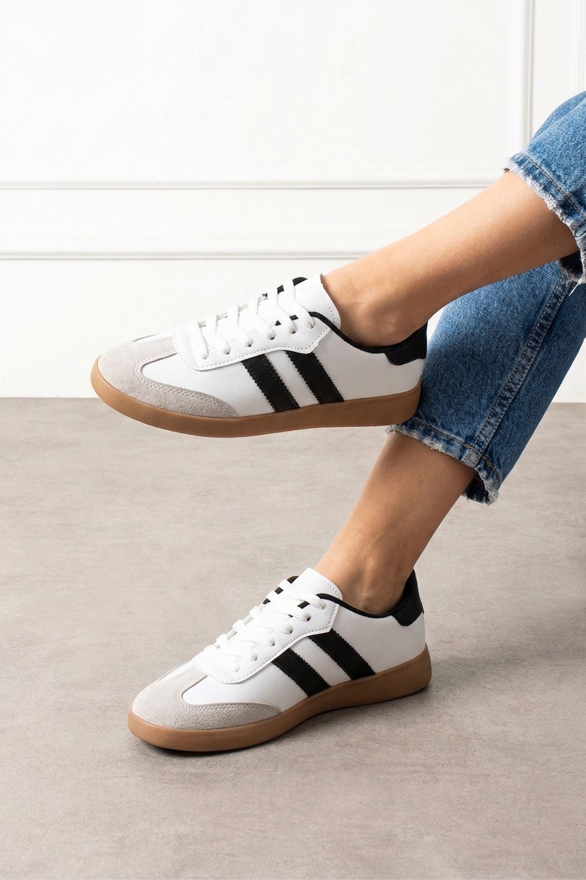 Fortuna Beyaz Siyah Şeritli Bağcıklı Spor Sneaker Ayakkabı