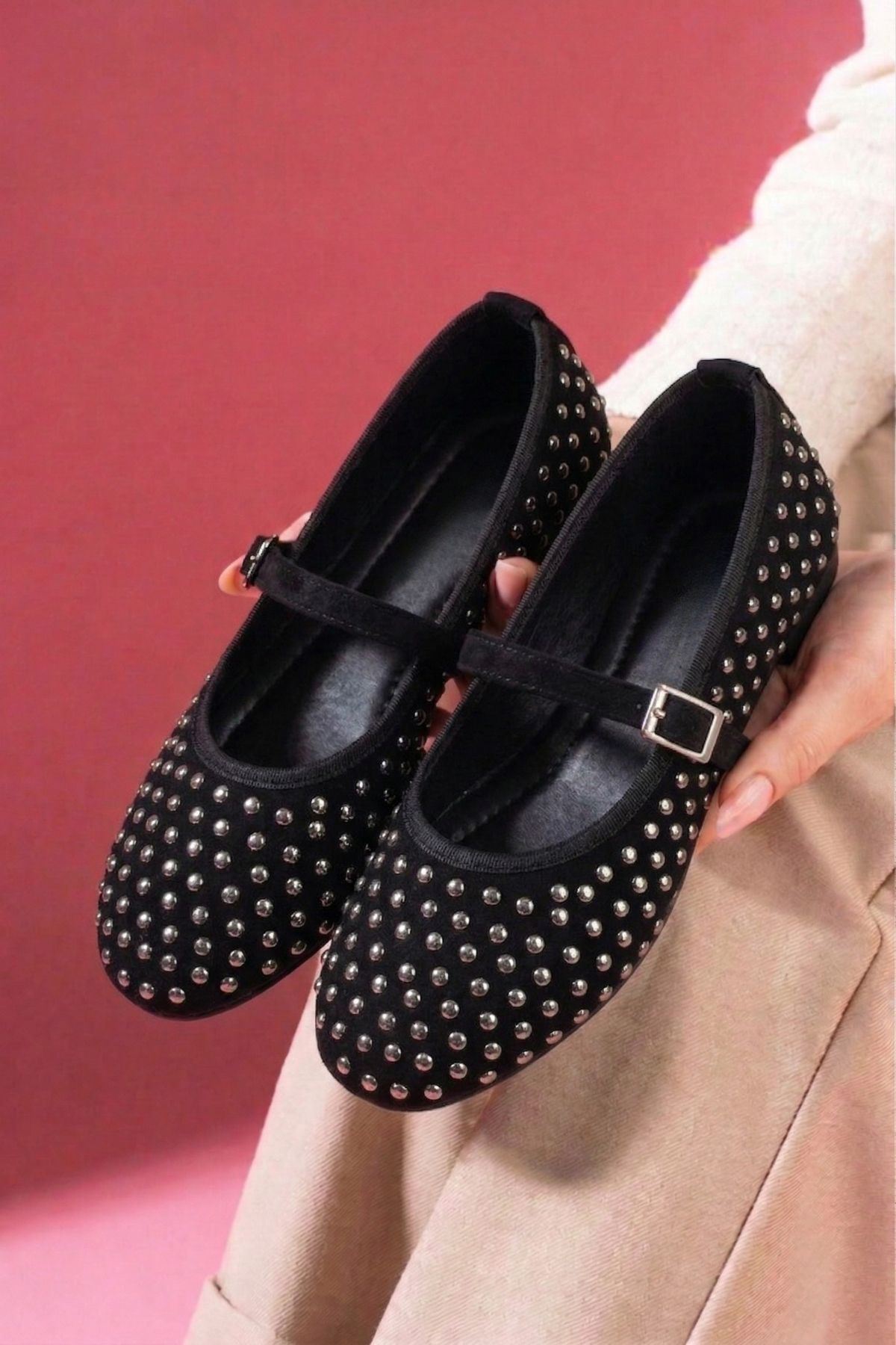 Margot Siyah Süet Platin Taş İşlemeli Nikel Tokalı Kemer Bantlı Babet