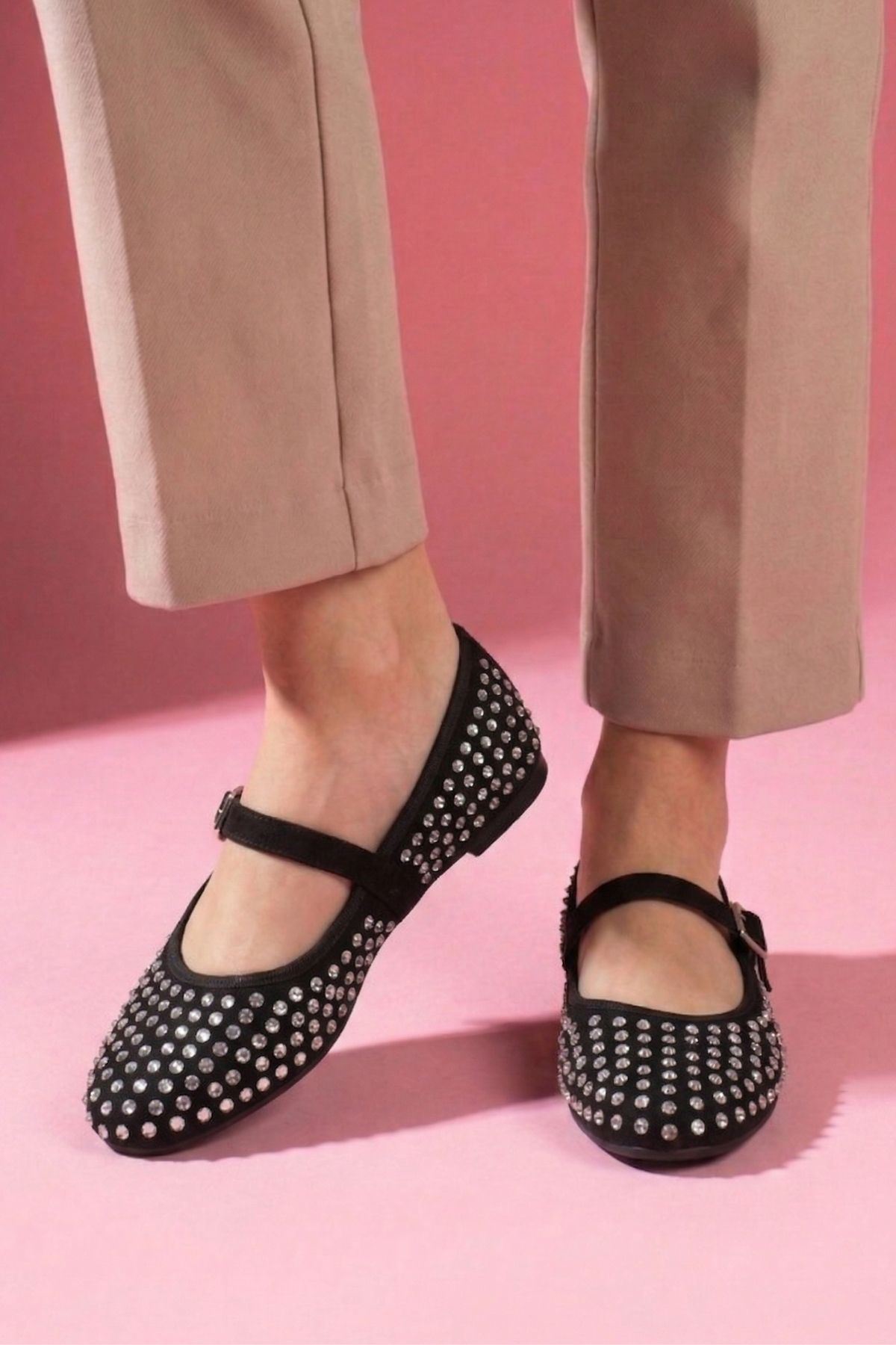 Margot Siyah Süet Kristal Taş İşlemeli Nikel Tokalı Kemer Bantlı Babet