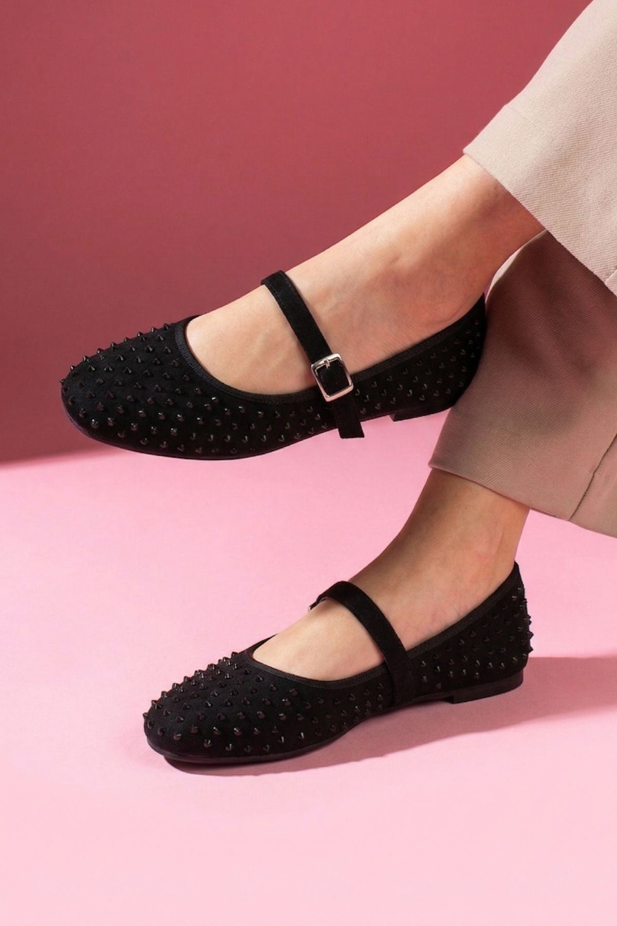 Margot Siyah Süet Taş İşlemeli Nikel Tokalı Kemer Bantlı Babet