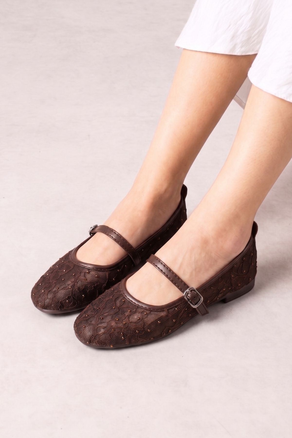 Alba Kahverengi Tül Nakışlı Mini Taş İşlemeli Kemerli Premium Babet