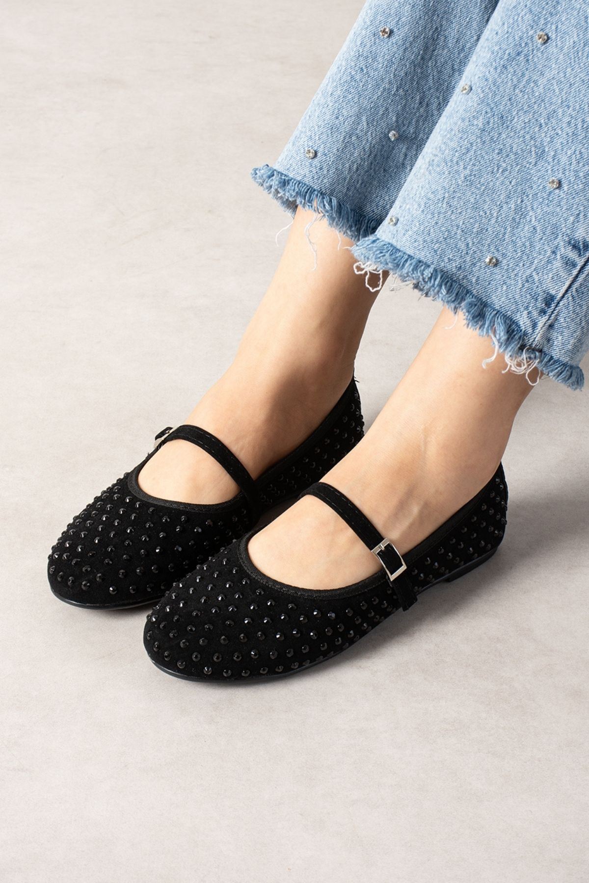 Margot Siyah Süet Taş İşlemeli Nikel Tokalı Kemer Bantlı Babet