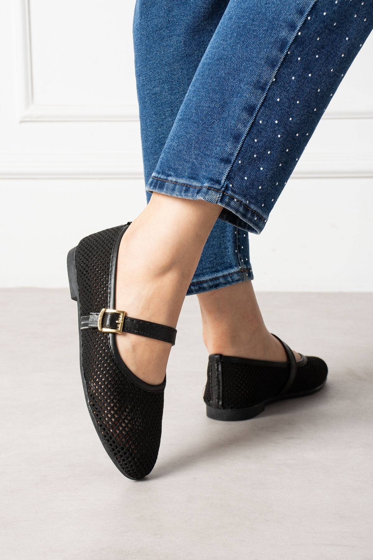 Avila Siyah Fileli Gold Tokalı Kemer Bantlı Babet