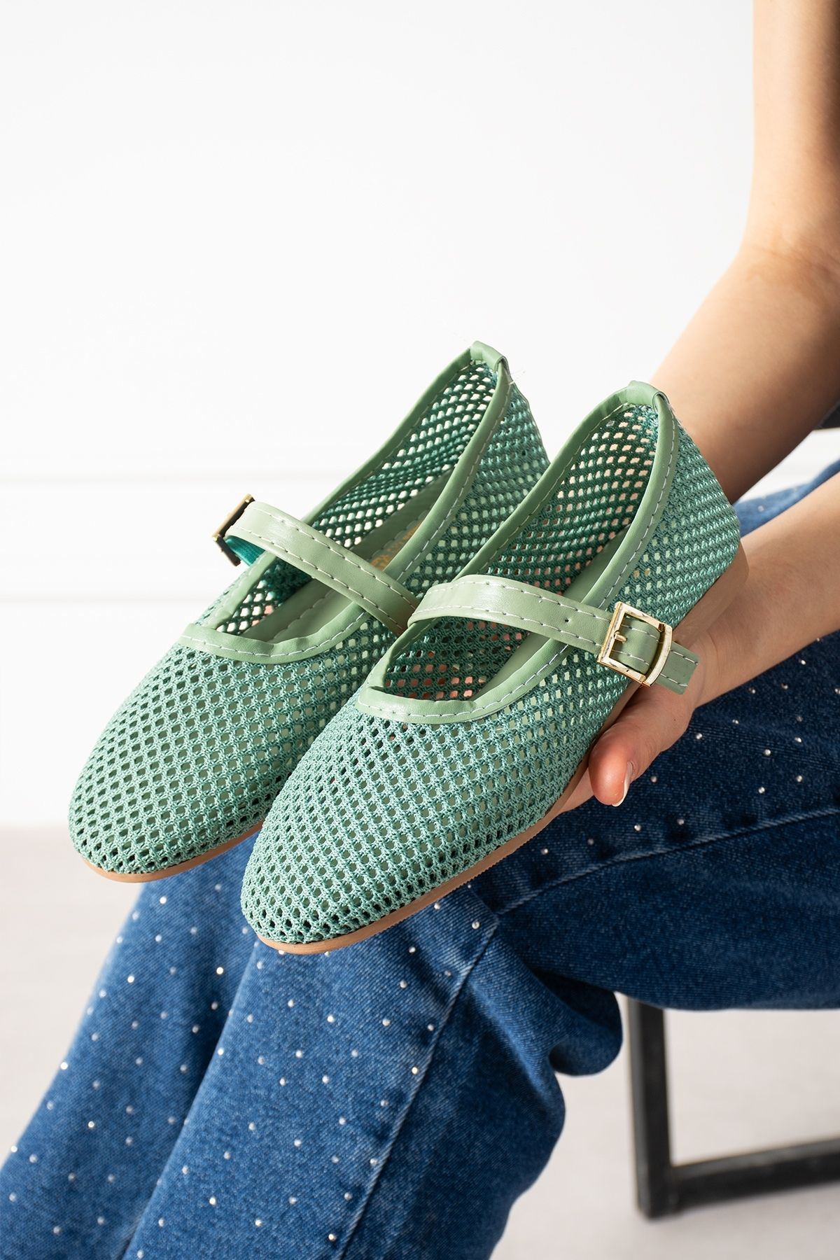 Avila Mint Yeşili Fileli Gold Tokalı Kemer Bantlı Babet