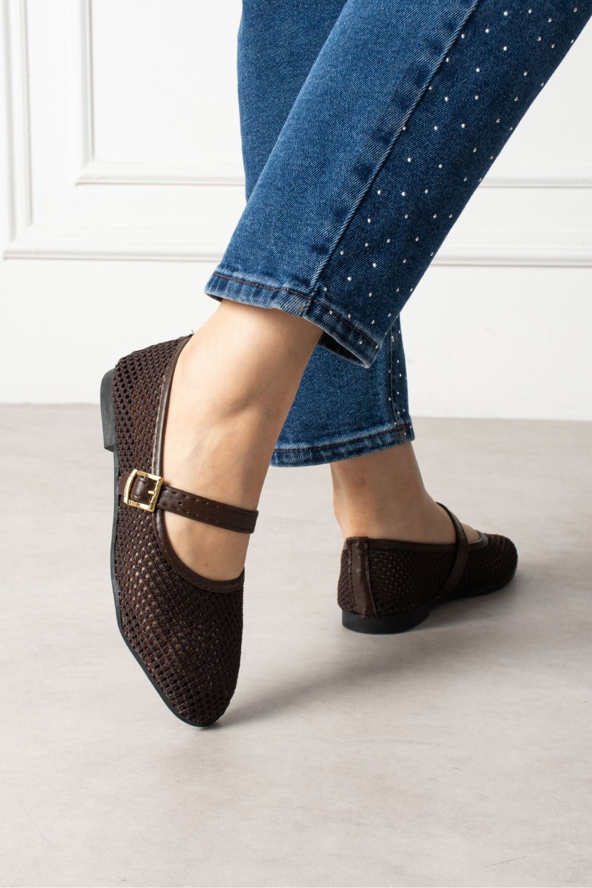 Avila Kahverengi Fileli Gold Tokalı Kemer Bantlı Babet