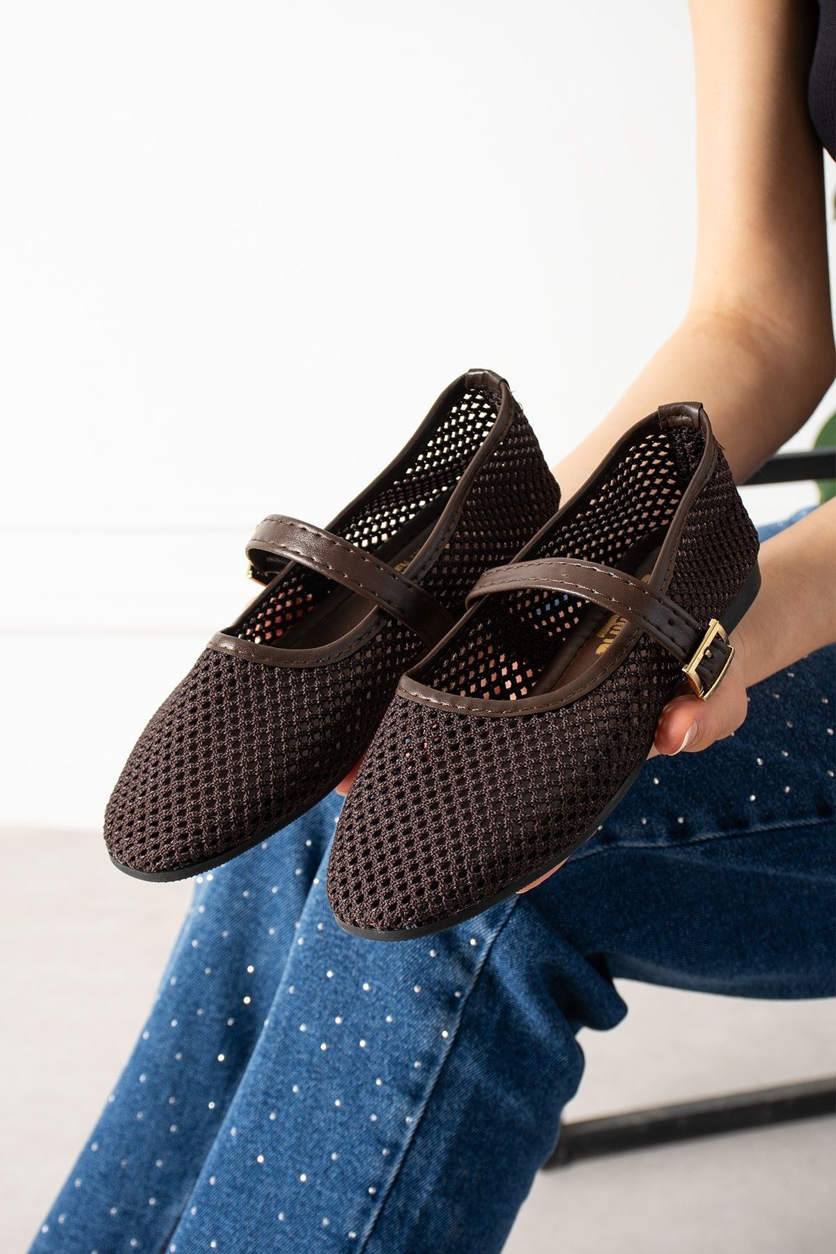 Avila Kahverengi Fileli Gold Tokalı Kemer Bantlı Babet