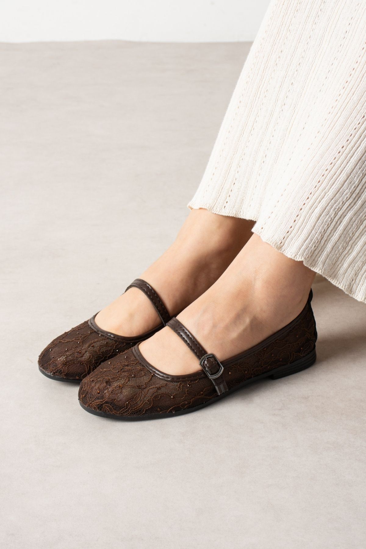 Alba Kahverengi Tül Nakışlı Mini Taş İşlemeli Kemerli Premium Babet