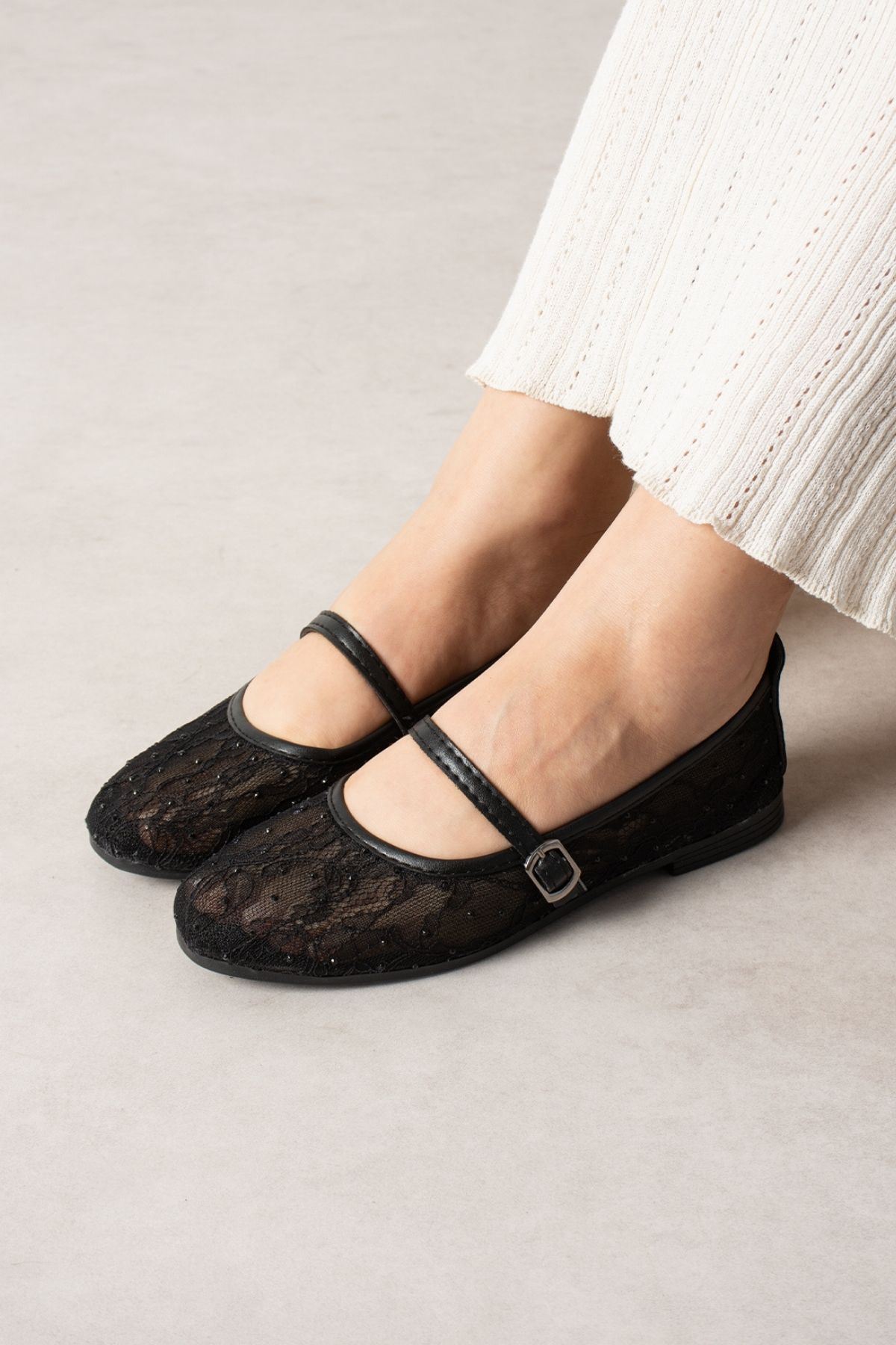 Alba Siyah Tül Nakışlı Mini Taş İşlemeli Kemerli Premium Babet