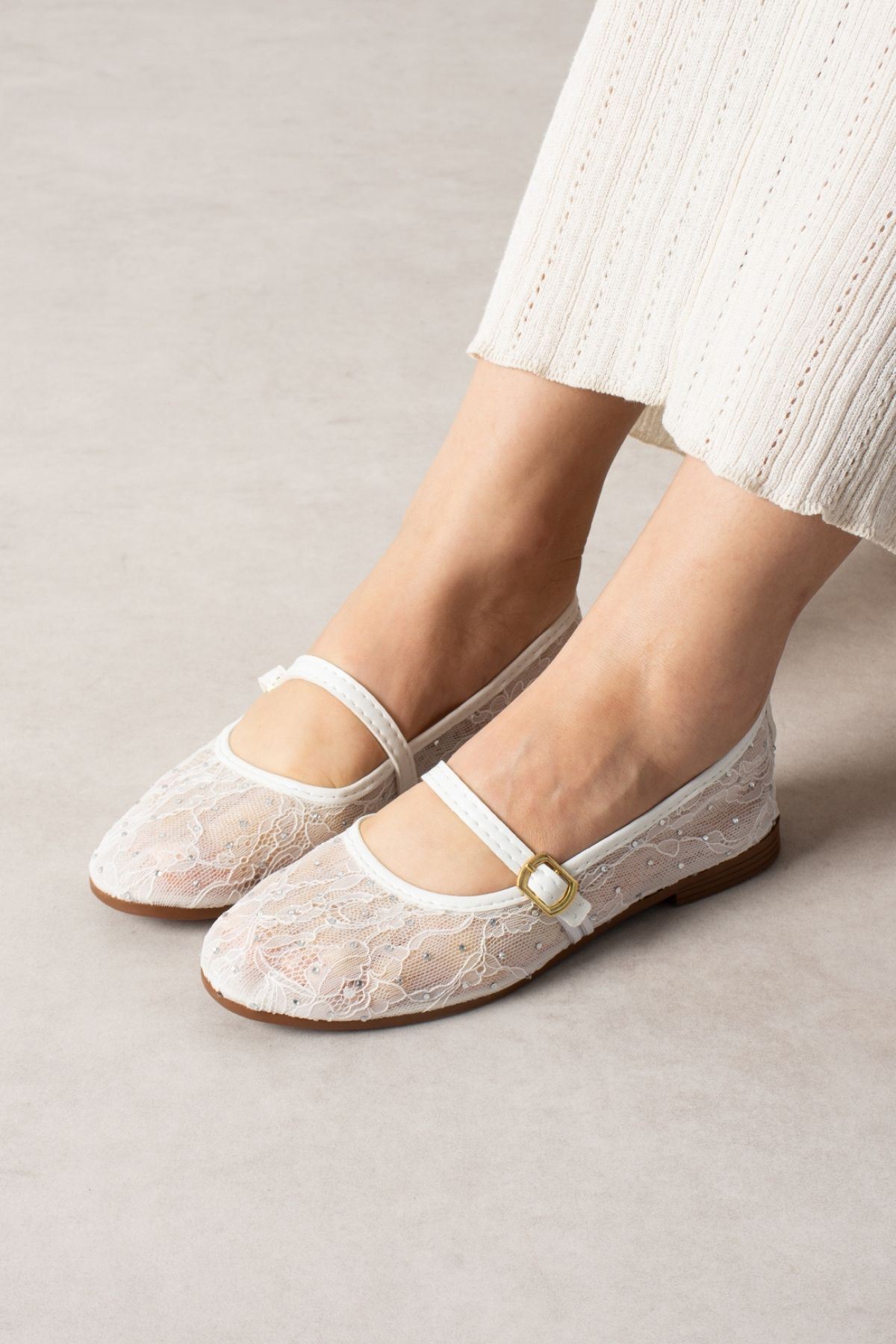 Alba Beyaz Tül Nakışlı Mini Taş İşlemeli Kemerli Premium Babet