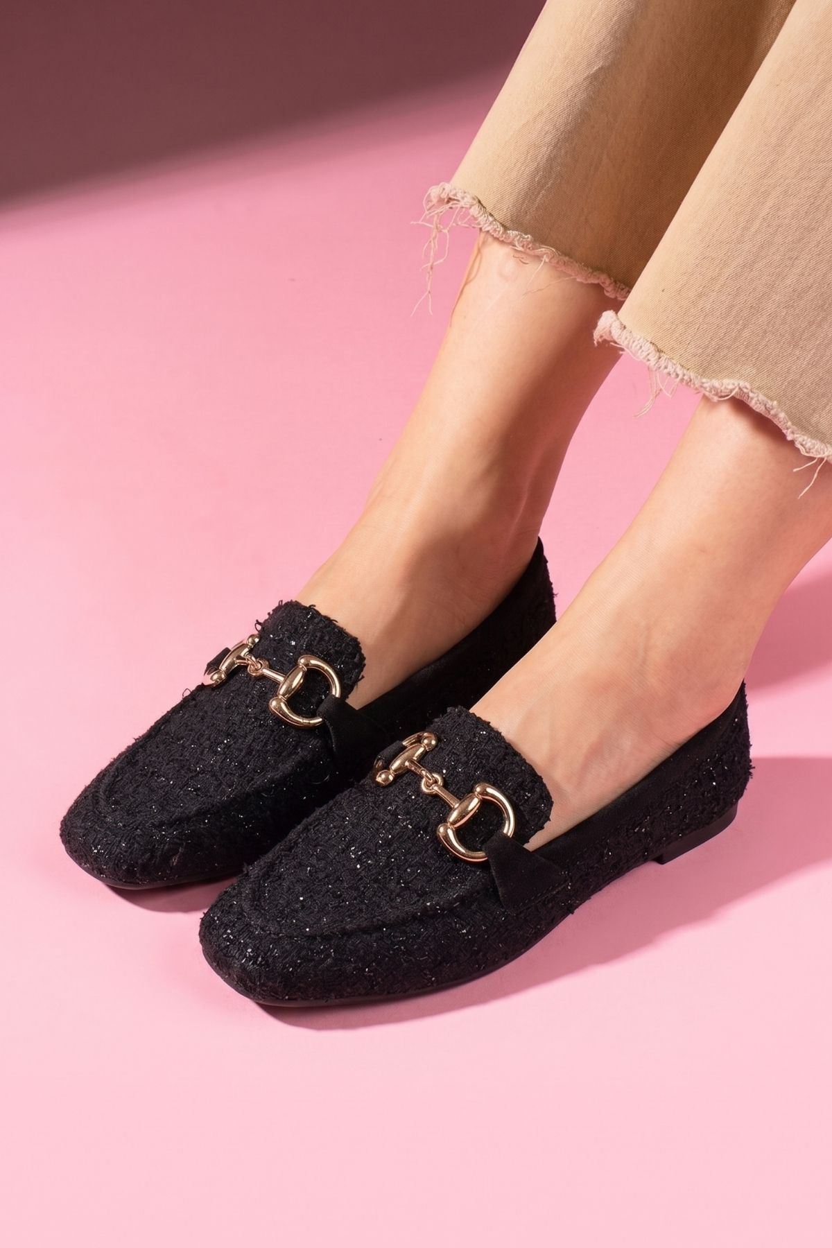Alita Siyah Simli Kumaş Saraçlı Gold Tokalı Loafer Babet