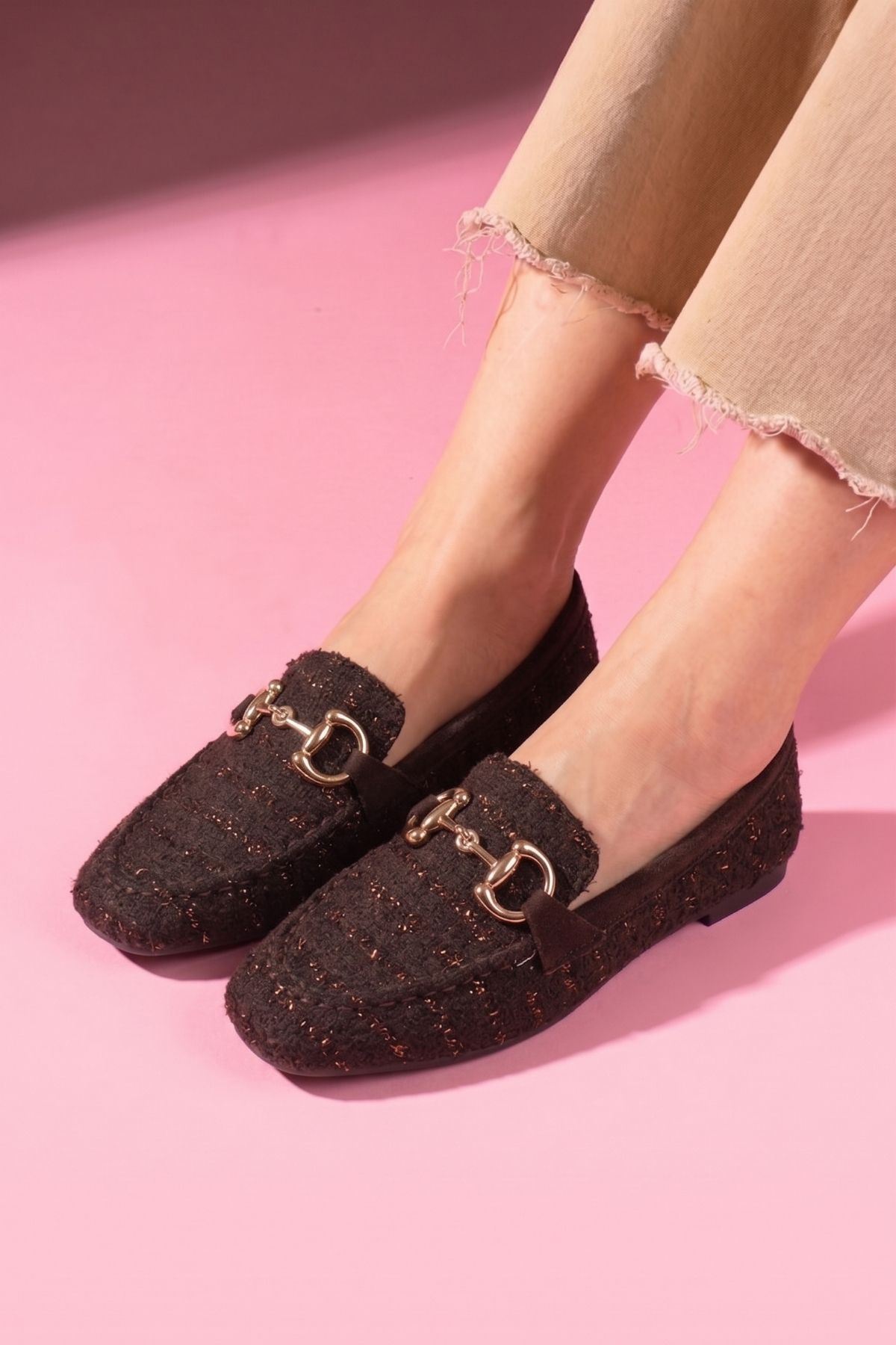 Alita Kahverengi Simli Kumaş Saraçlı Gold Tokalı Loafer Babet