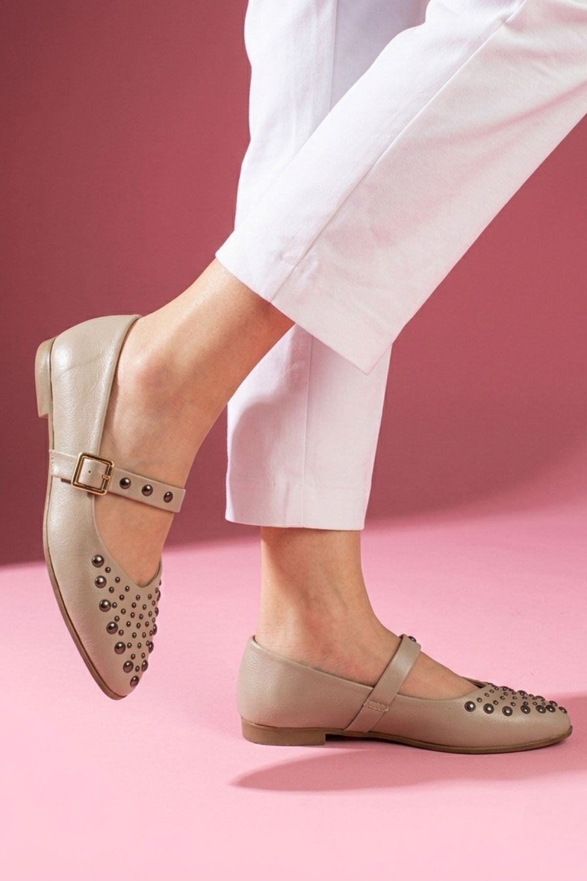 Vasto Vizon Kırışık Rugan Trok Zımbalı Gold Tokalı Sivri Kalıp Babet