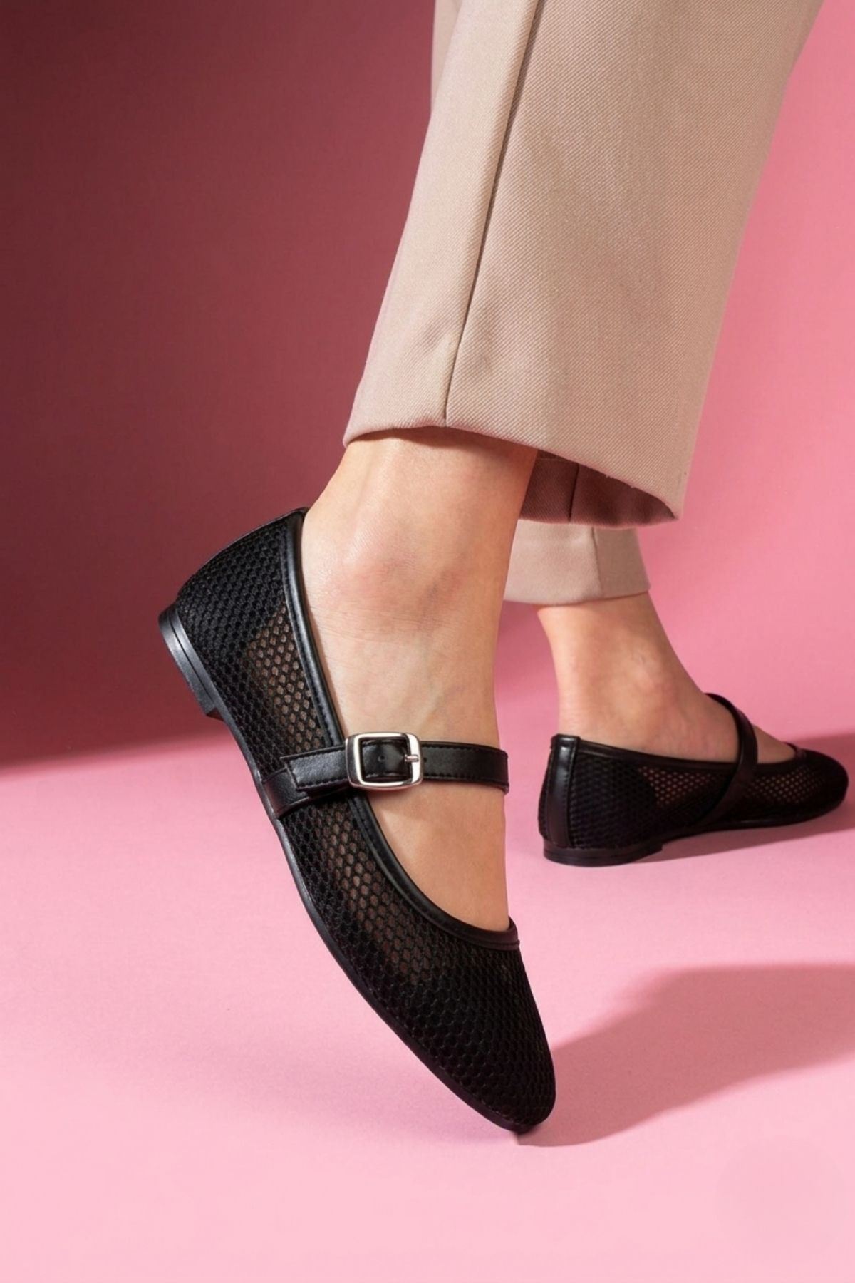 Capri Siyah Fileli Nikel Tokalı Kemer Bantlı Babet