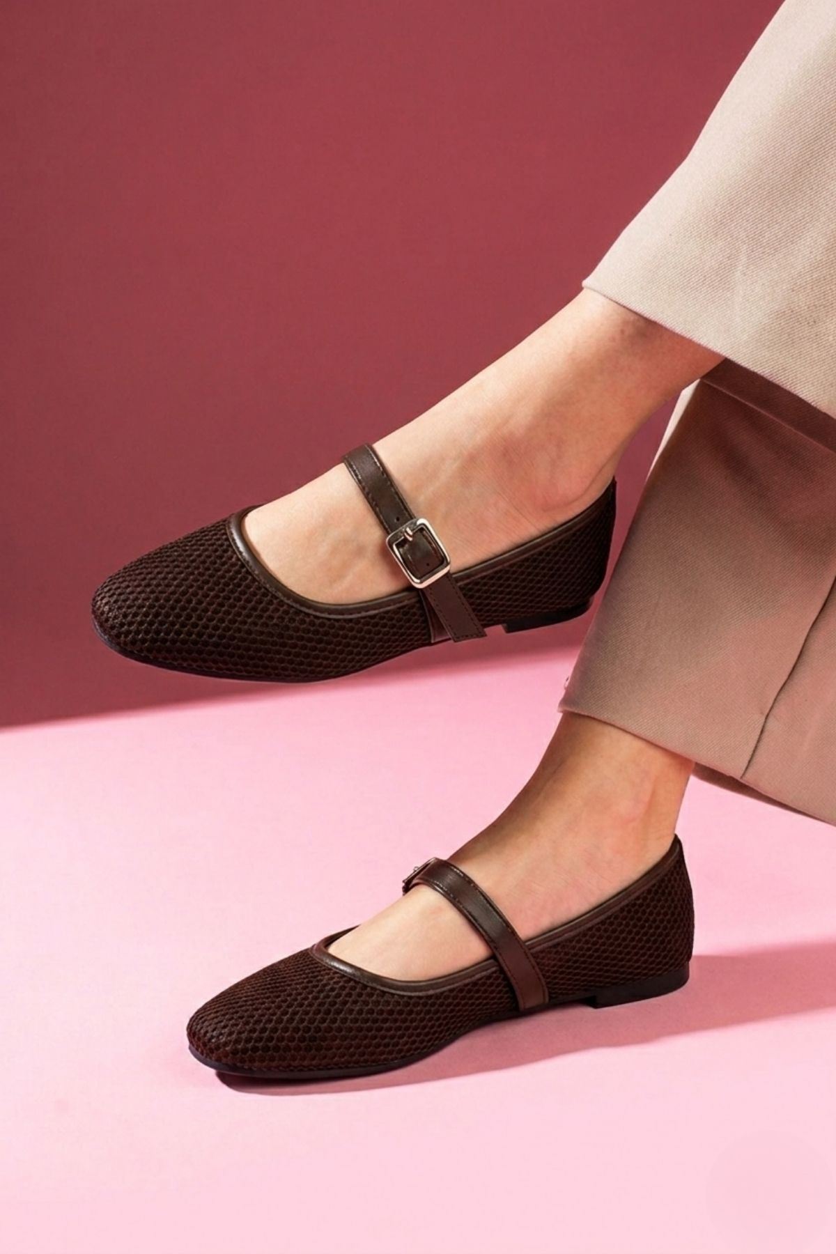 Capri Kahverengi Fileli Nikel Tokalı Kemer Bantlı Babet