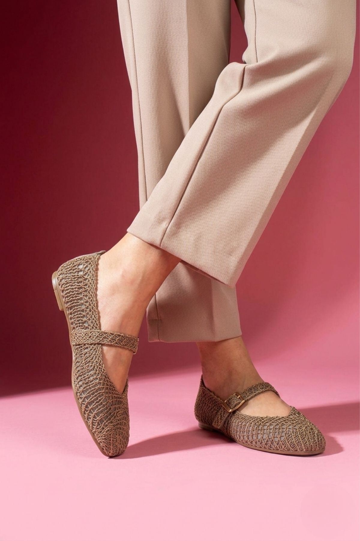 Minori Vizon Örgü Dokulu Gold Tokalı Kemerli Triko Babet