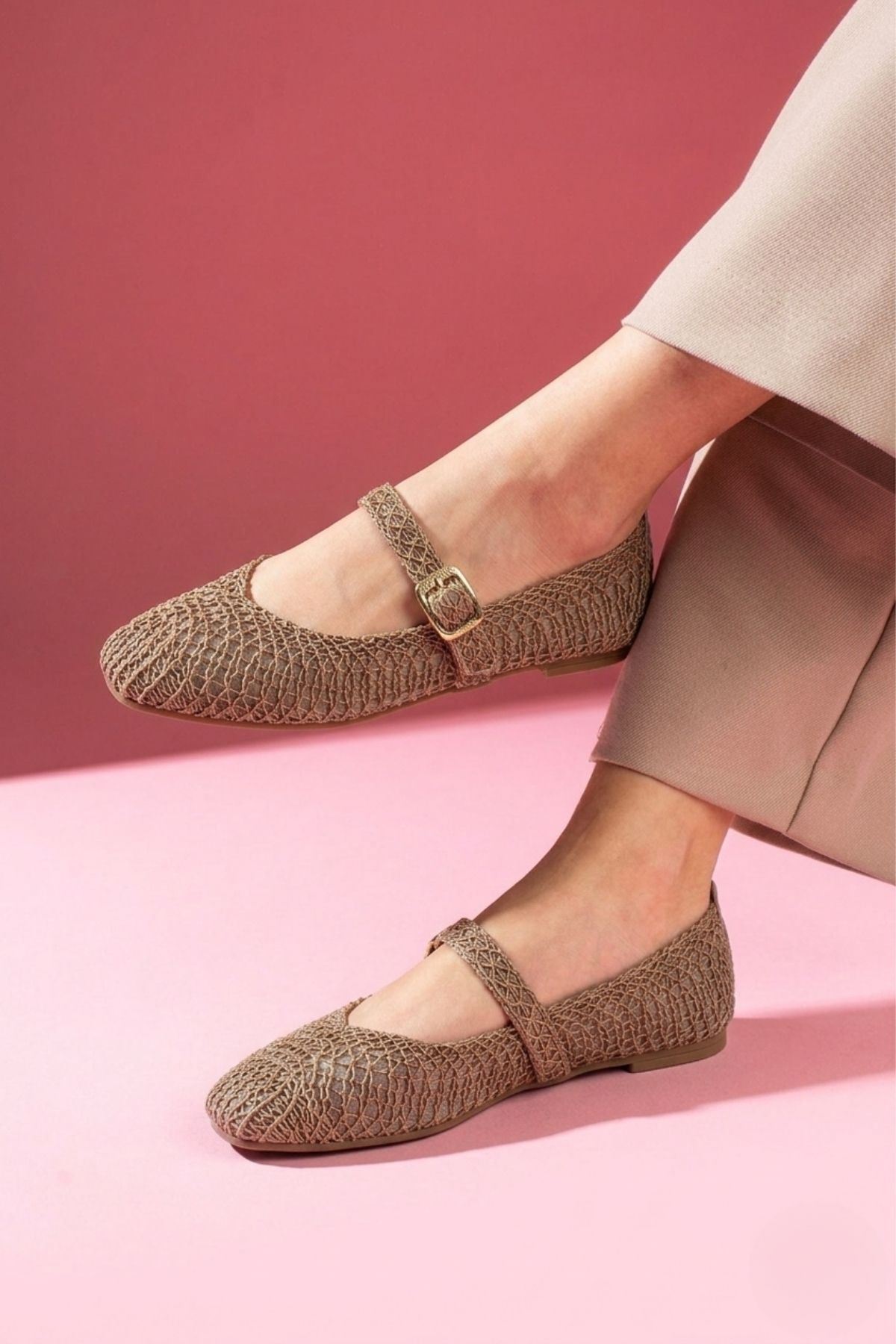 Minori Vizon Örgü Dokulu Gold Tokalı Kemerli Triko Babet