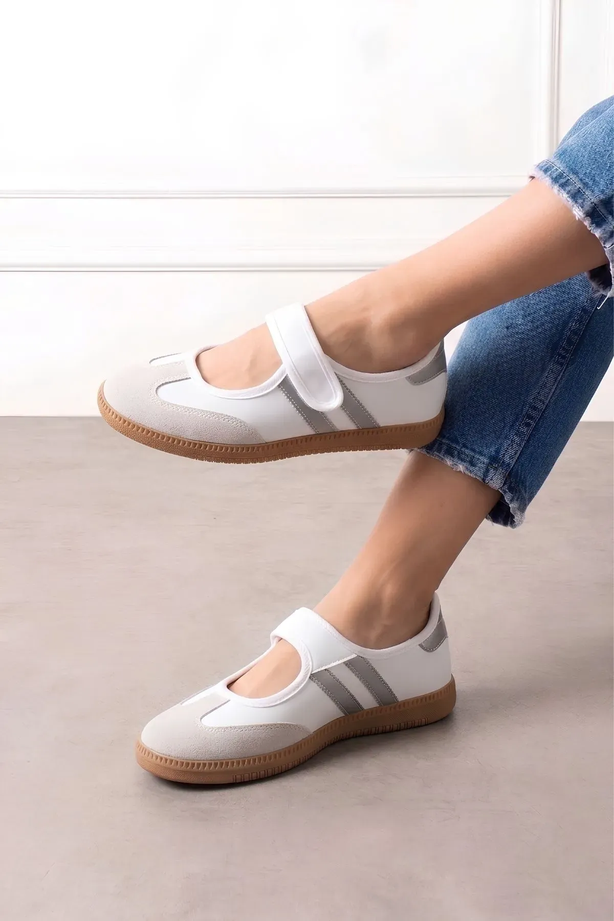 Vicenza Beyaz Gri Şeritli Bantlı Spor Sneaker Ayakkabı