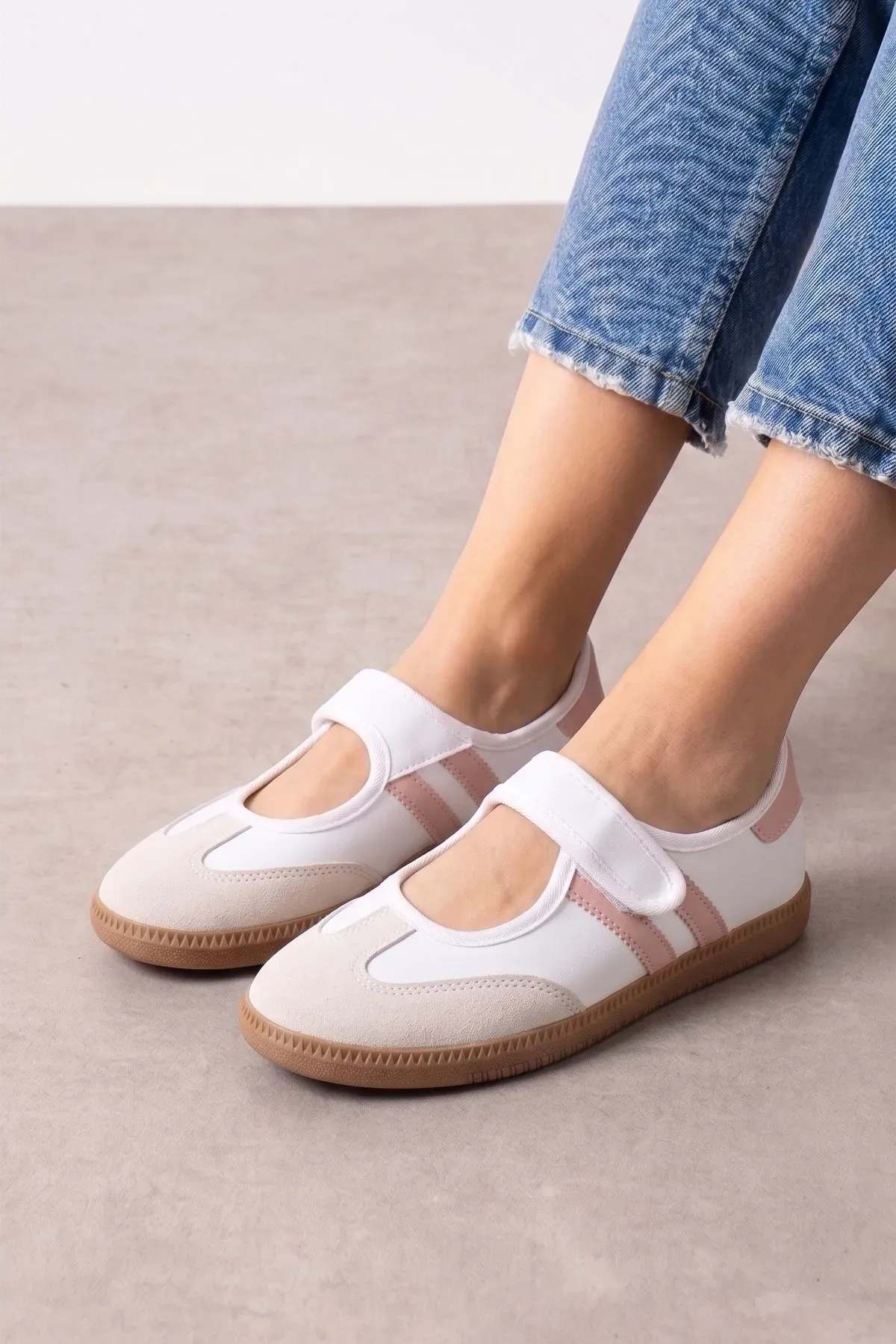 Vicenza Beyaz Pudra Şeritli Bantlı Spor Sneaker Ayakkabı